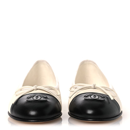 Chanel Lambskin Cap Toe CC Ballerina Flats 35 White Black 3 of 13