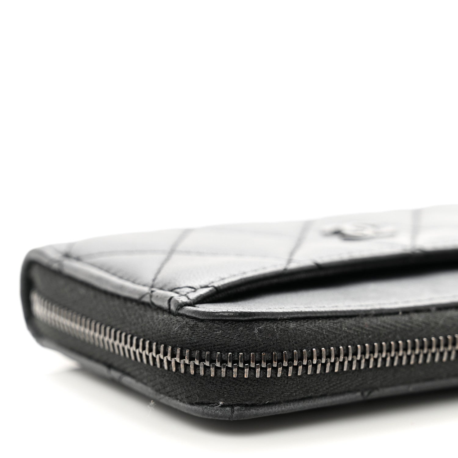 Chanel Pearly Lambskin Quilted Zip Card Holder So Black 9 of 10