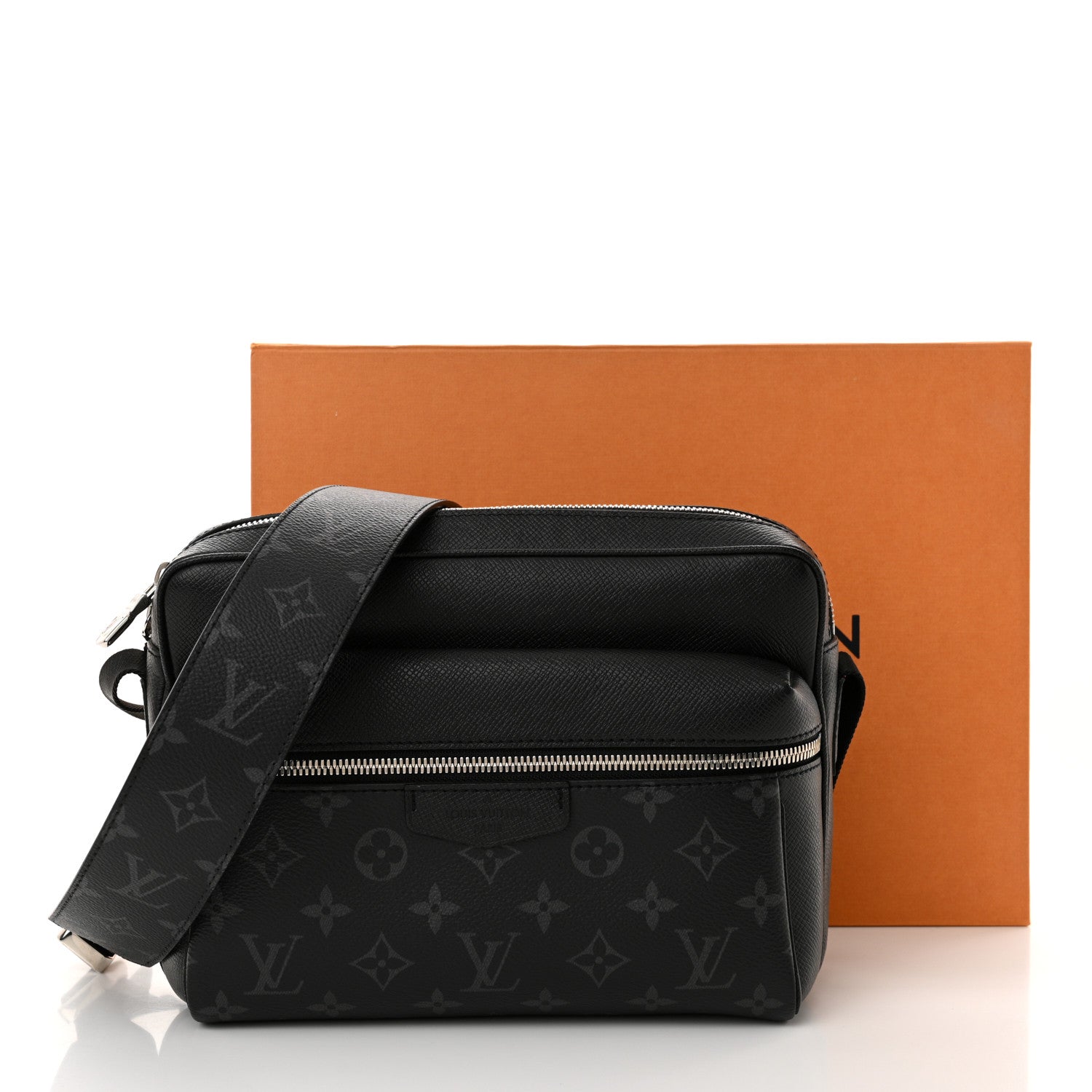 Louis Vuitton Taiga Monogram Eclipse Outdoor Messenger Black 12 of 12