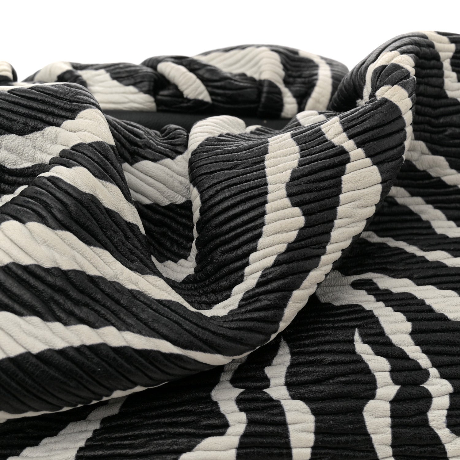 Bottega Veneta Nappa Zebra Print The Pouch Chain White Black 11 of 12