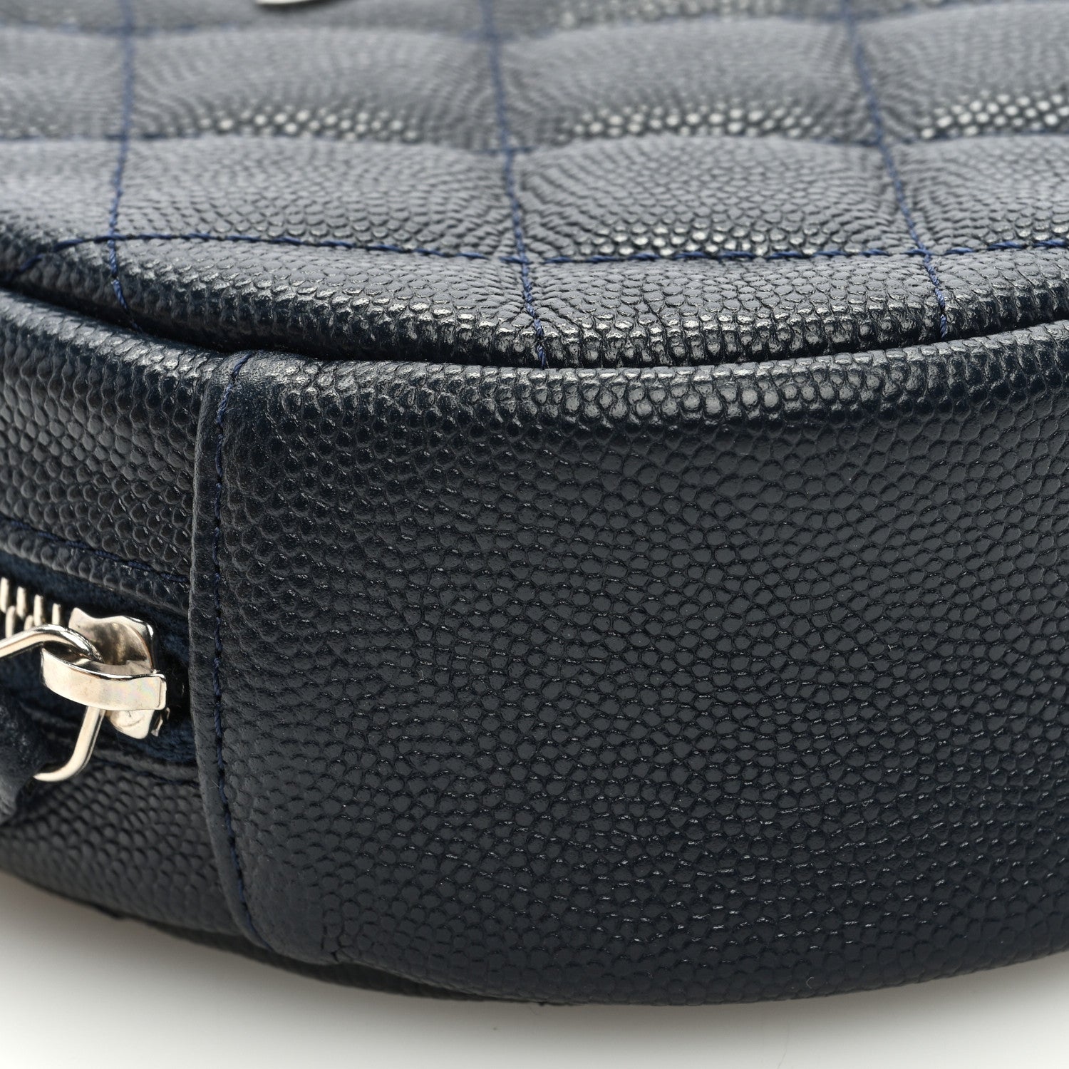 Chanel Caviar Quilted Round Clutch With Chain Navy 9 of 10