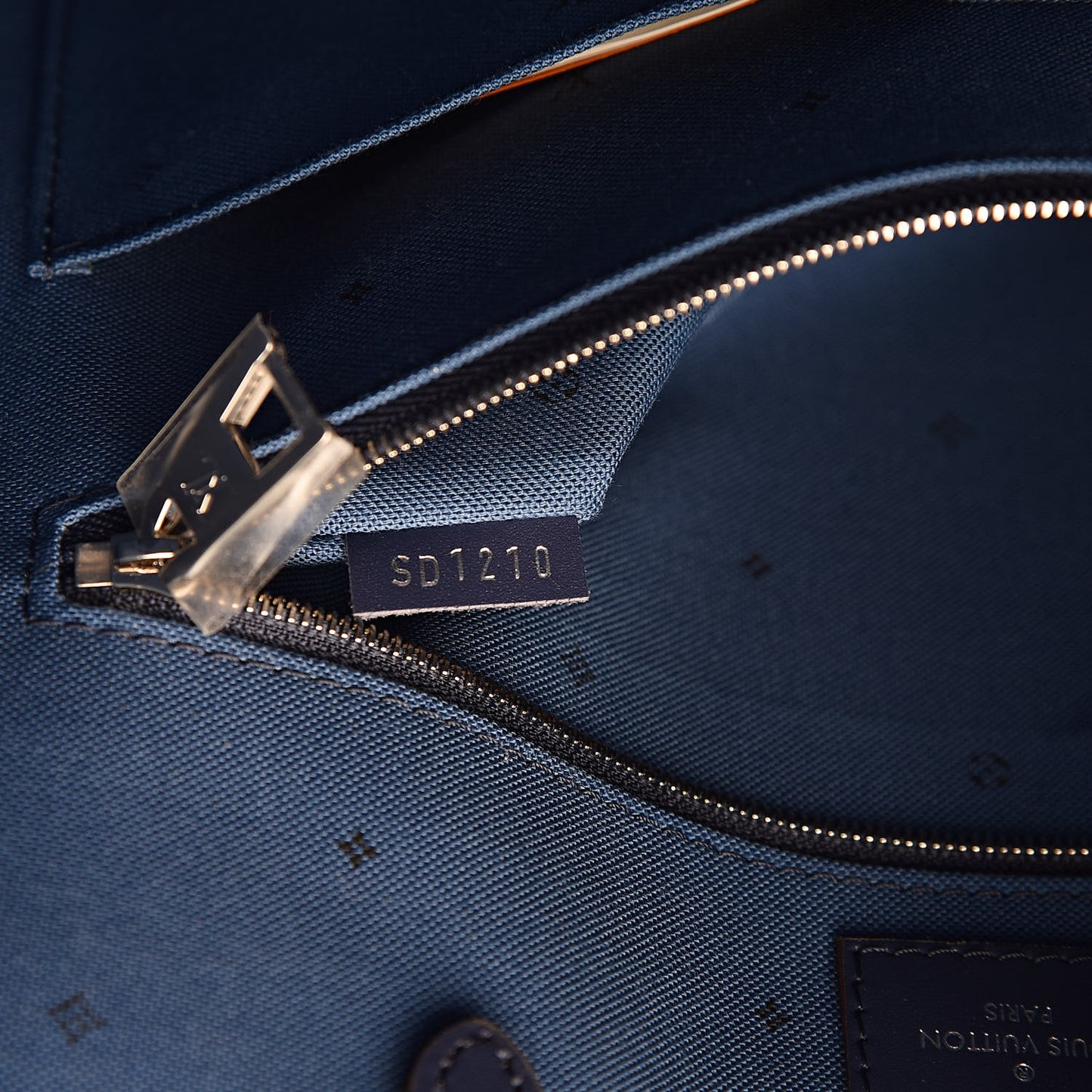 Monogram Escale Onthego GM Blue