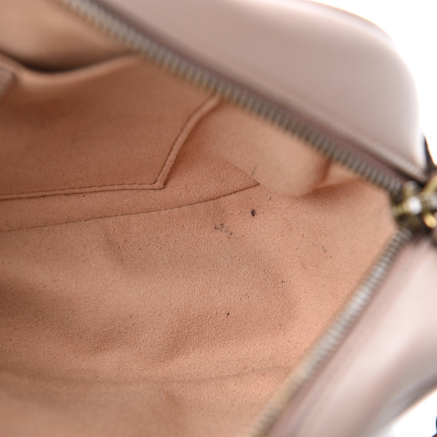 Calfskin Matelasse Small GG Marmont Chain Shoulder Bag Porcelain Rose