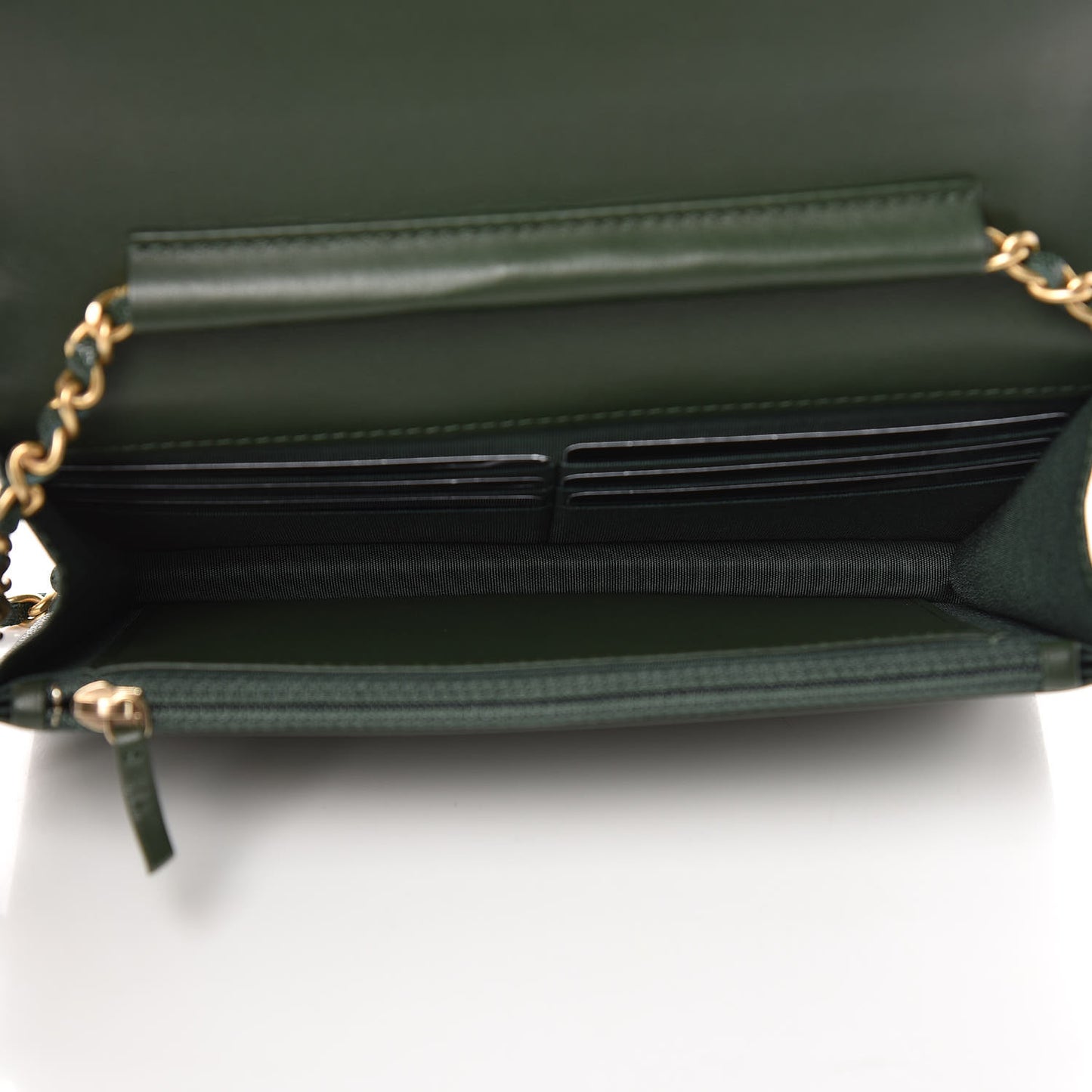 Caviar Chevron Quilted Boy Wallet On Chain WOC Green