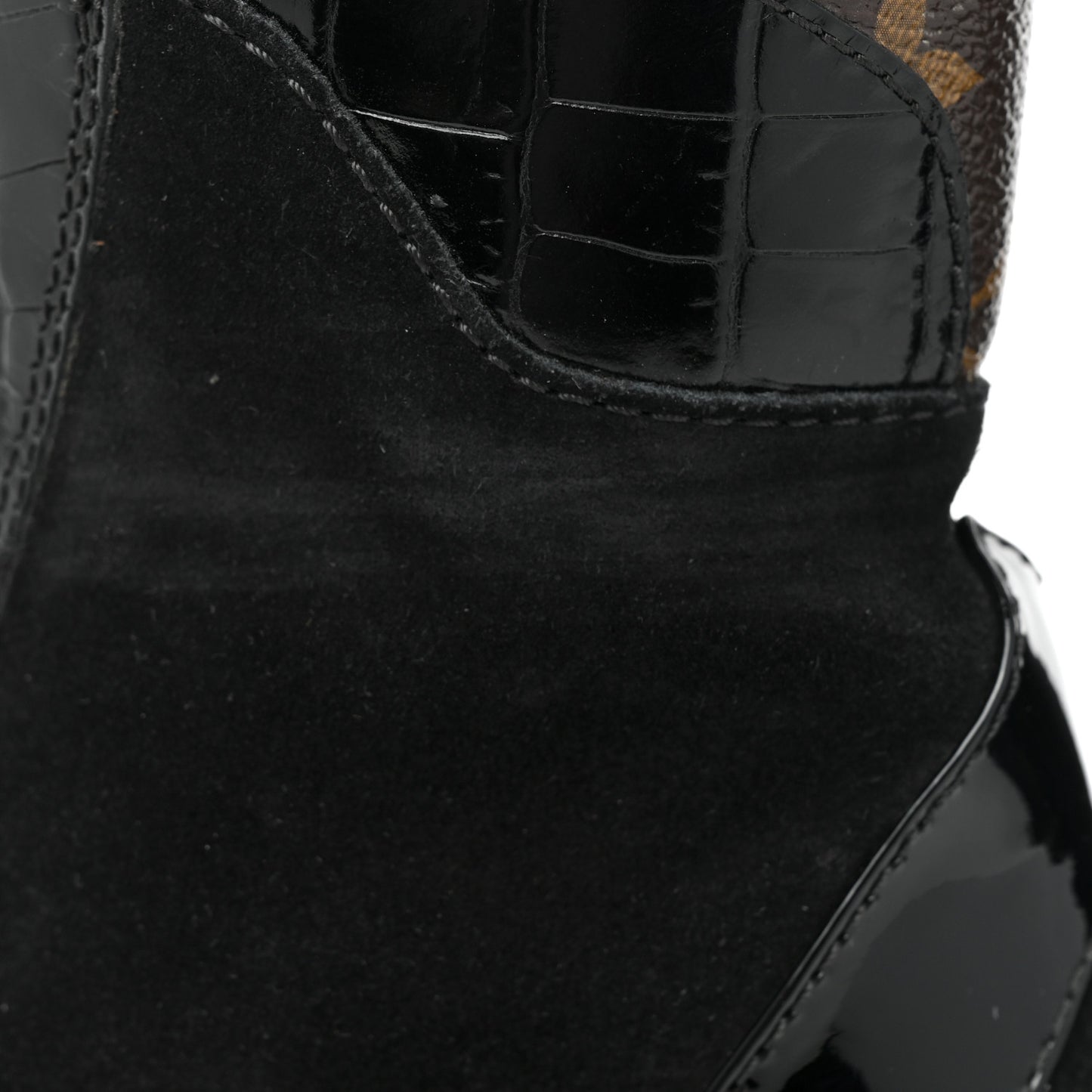 Suede Calfskin Crocodile Embossed Patent Monogram Laureate Platform Desert Boots 37 Black