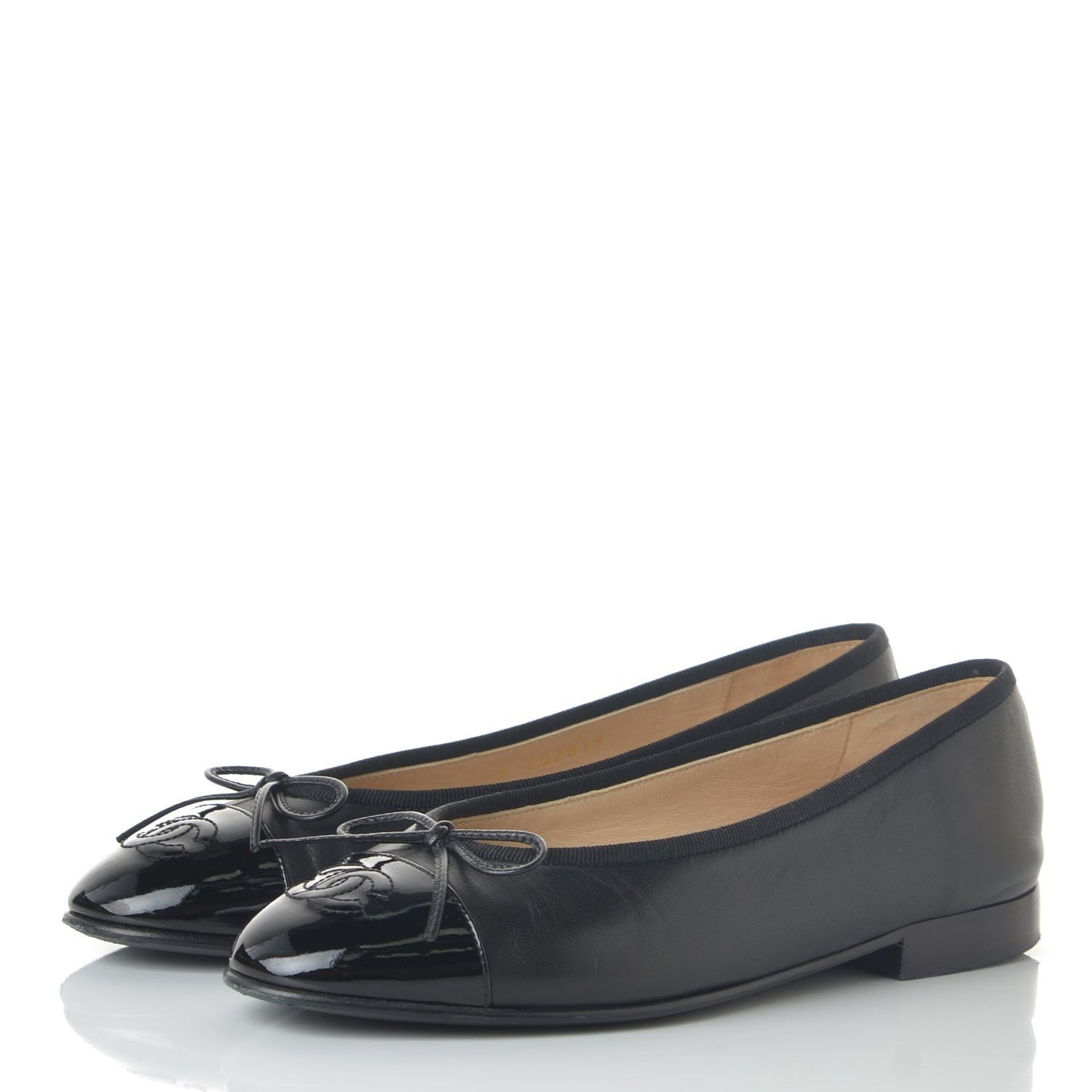 Lambskin Patent CC Cap Toe Ballerina Flats 36 Black