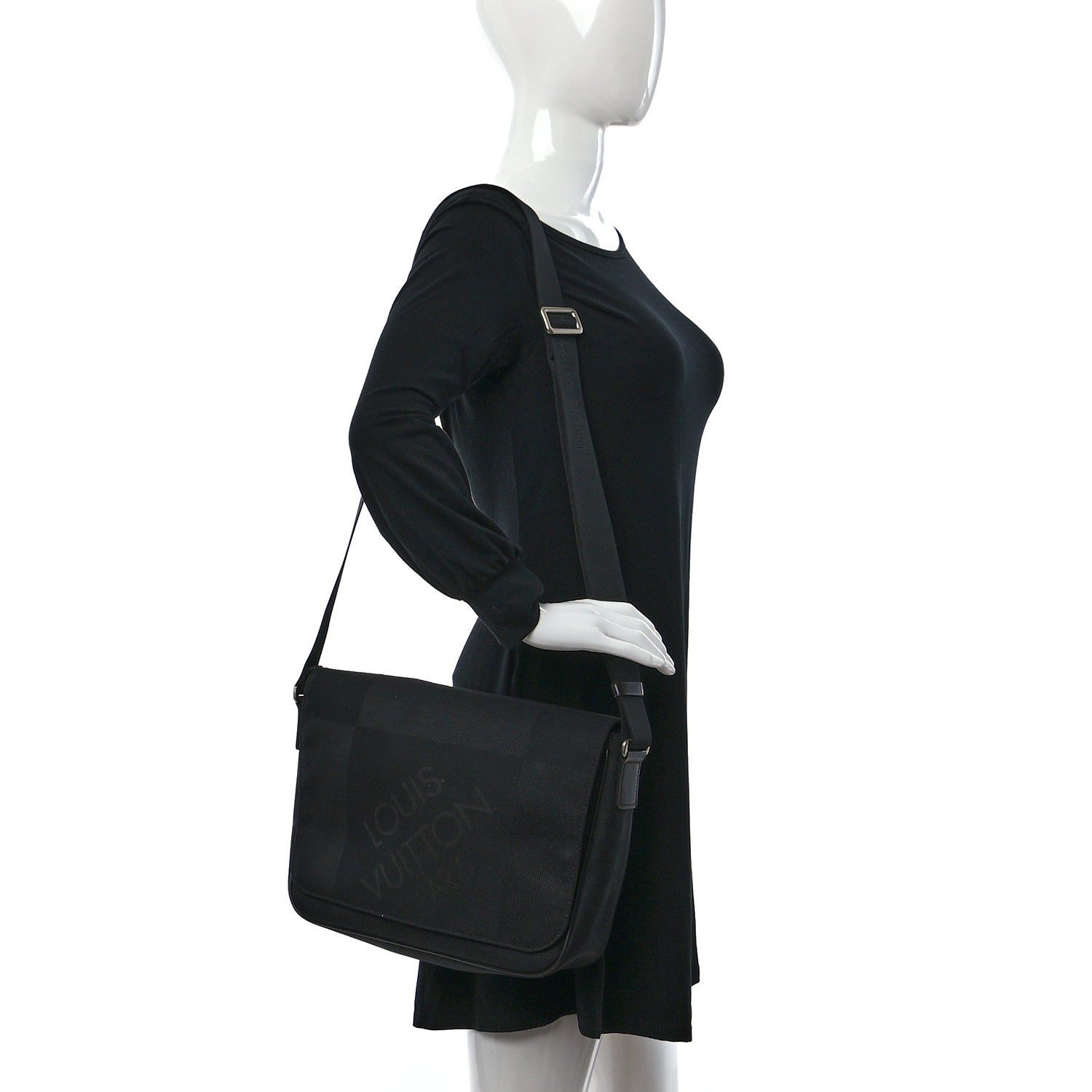 Louis Vuitton Damier Geant Petit Messenger Bag Black 2 of 8