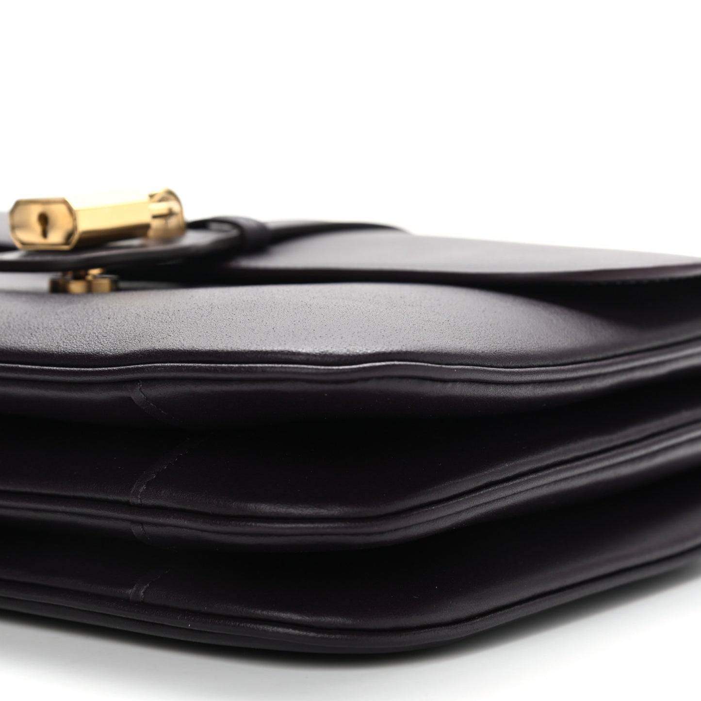 Smooth Calfskin Medium Tabou Aubergine