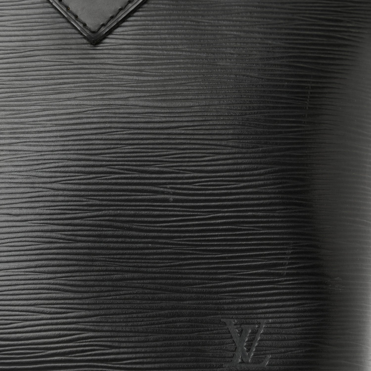 Louis Vuitton LOUIS VUITTON Epi Alma PM Black 10 of 12