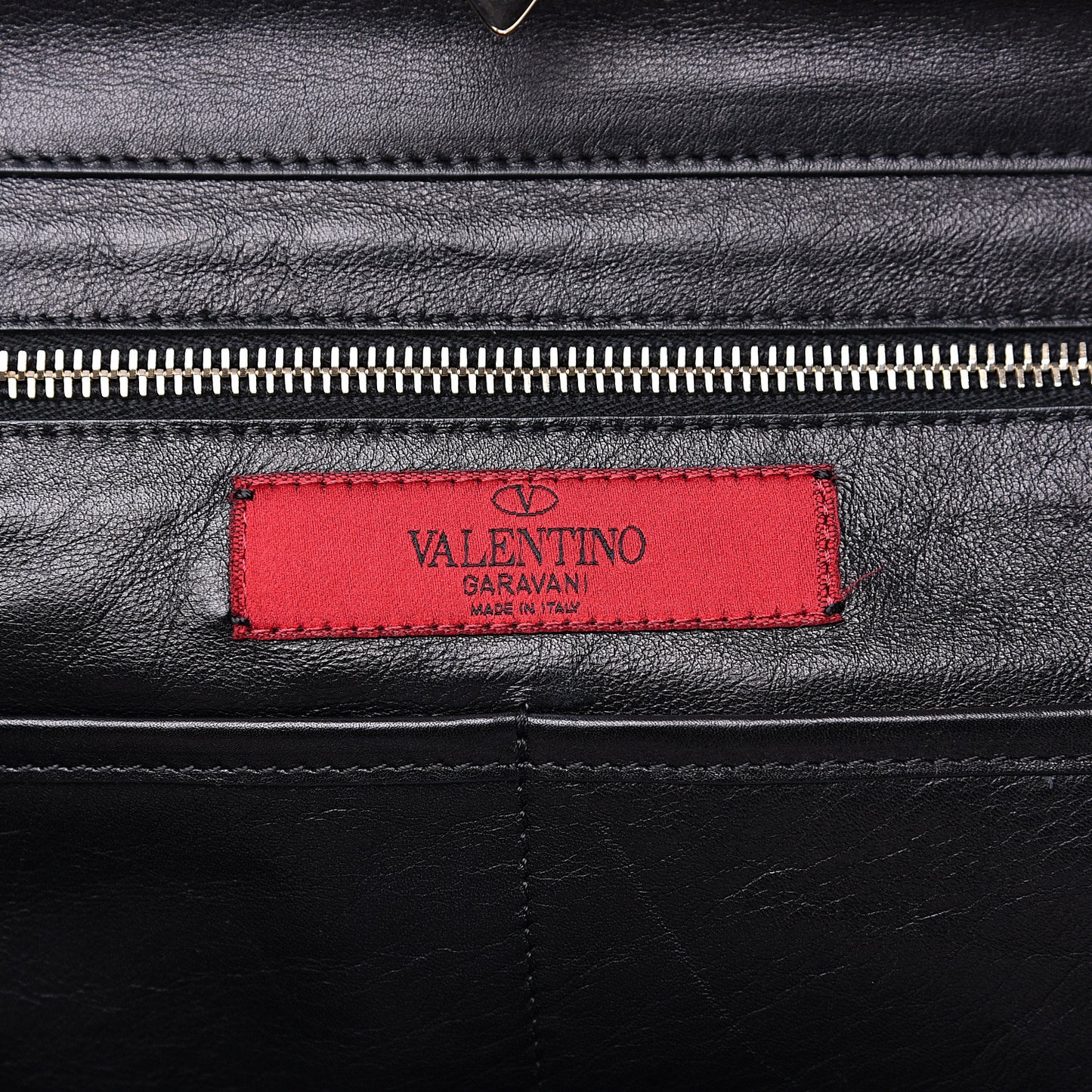 Vitello Medium Rockstud Tote Black
