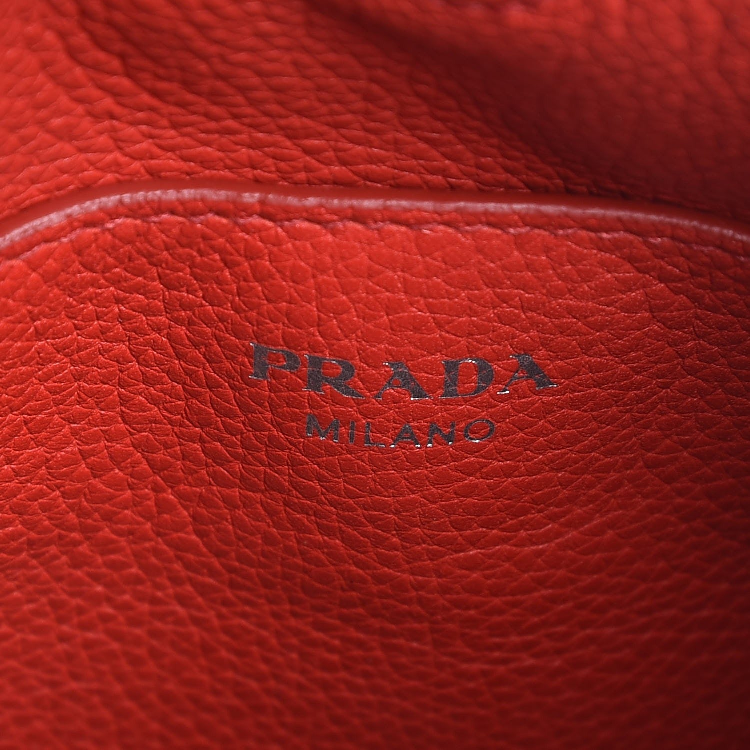 Prada Vitello Daino Chain Hobo Lacca 6 of 8