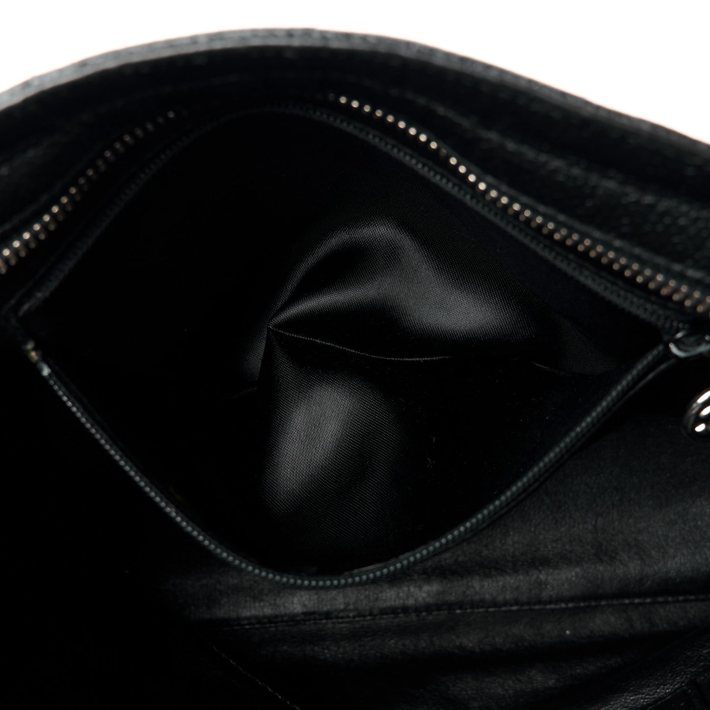 Caviar Quilted Shoulder Bag Black