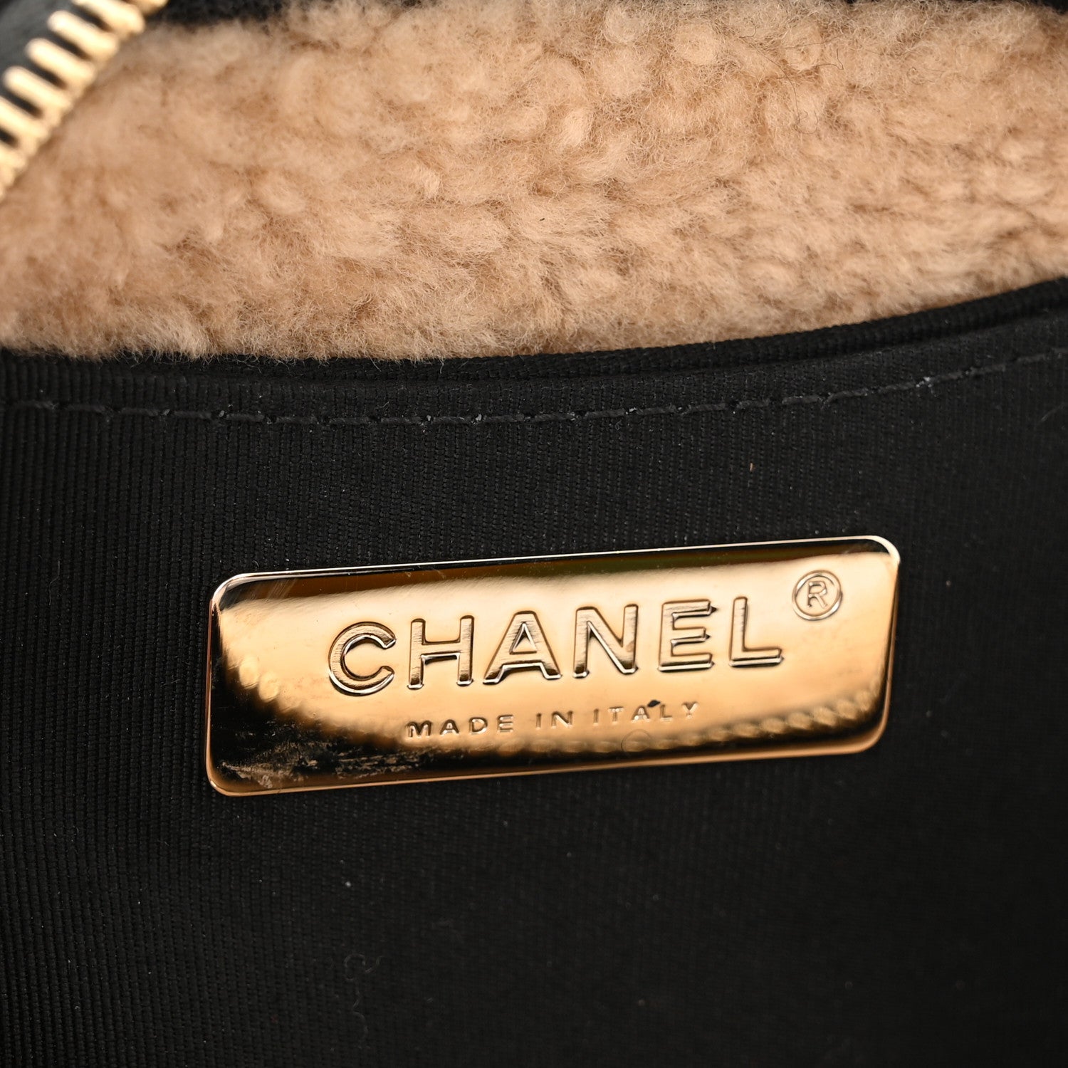 Chanel Shiny Crumpled Sheepskin Shearling Waist Bag Black Beige 6 of 10