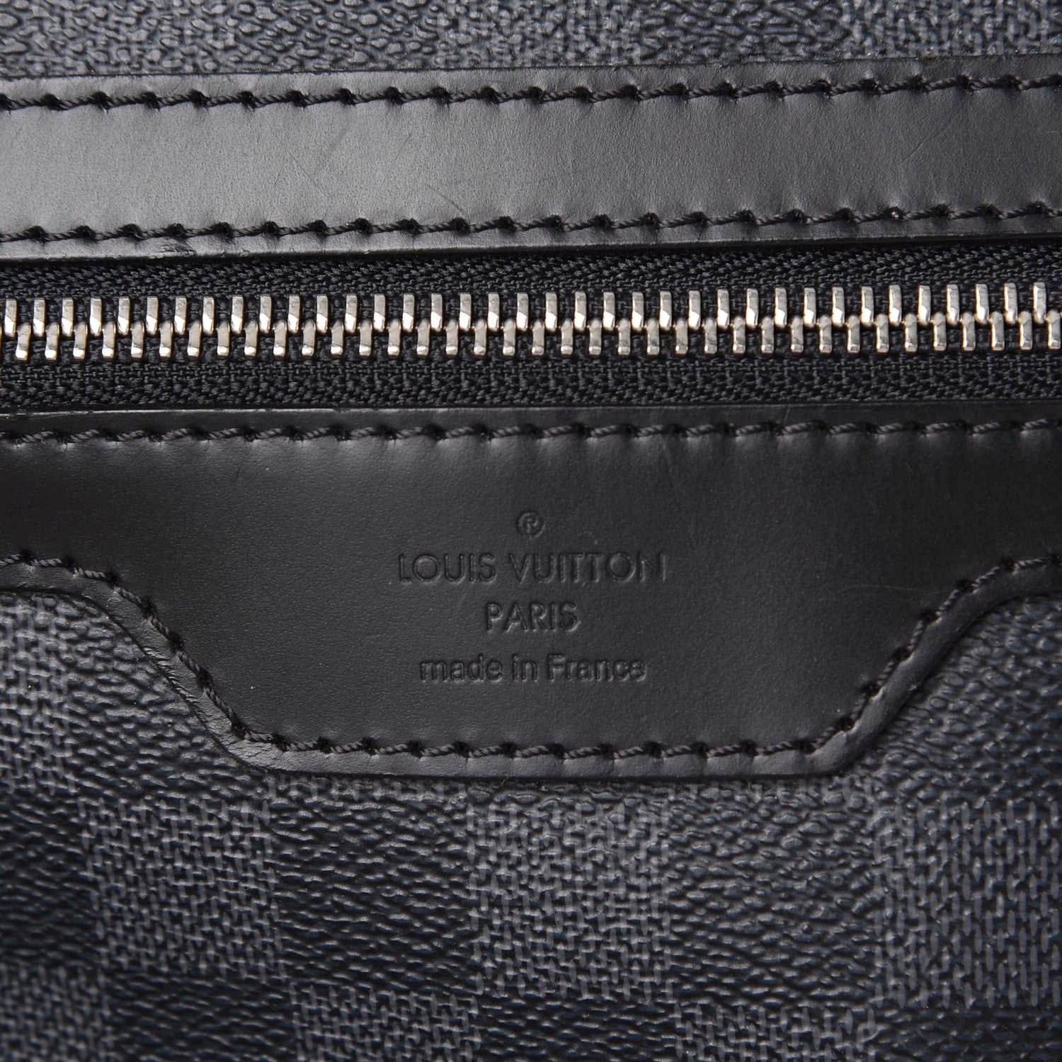 Louis Vuitton Damier Graphite Mick GM 6 of 7