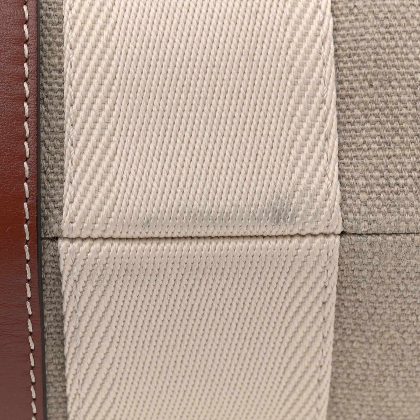 Linen Calfskin Large Woody Ribbon Tote White Brown