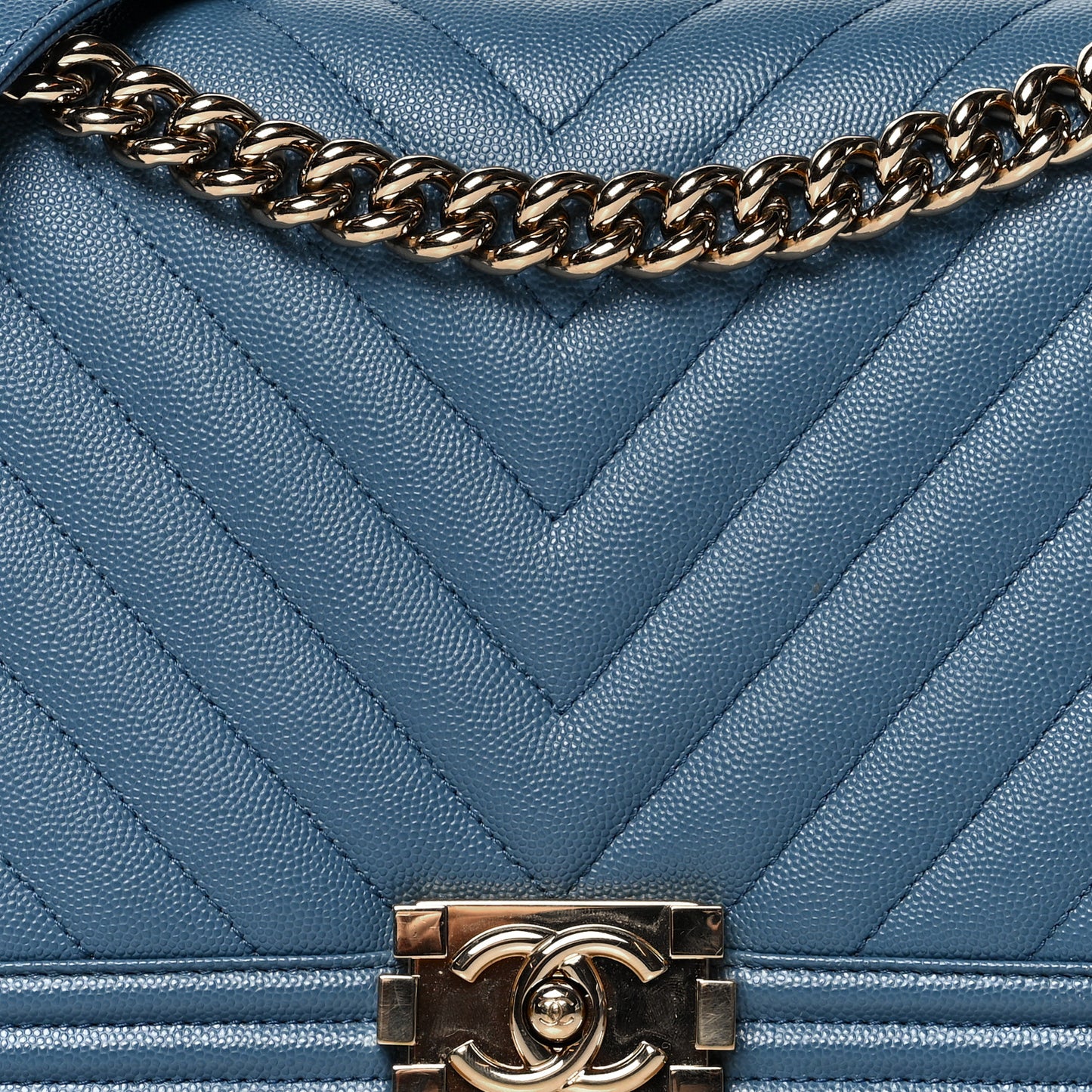 Caviar Chevron Quilted New Medium Boy Flap Blue