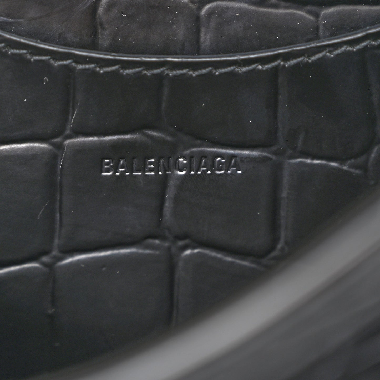 Semi Shiny Calfskin Crocodile Embossed Neo Classic Black Hardware Mini City Black