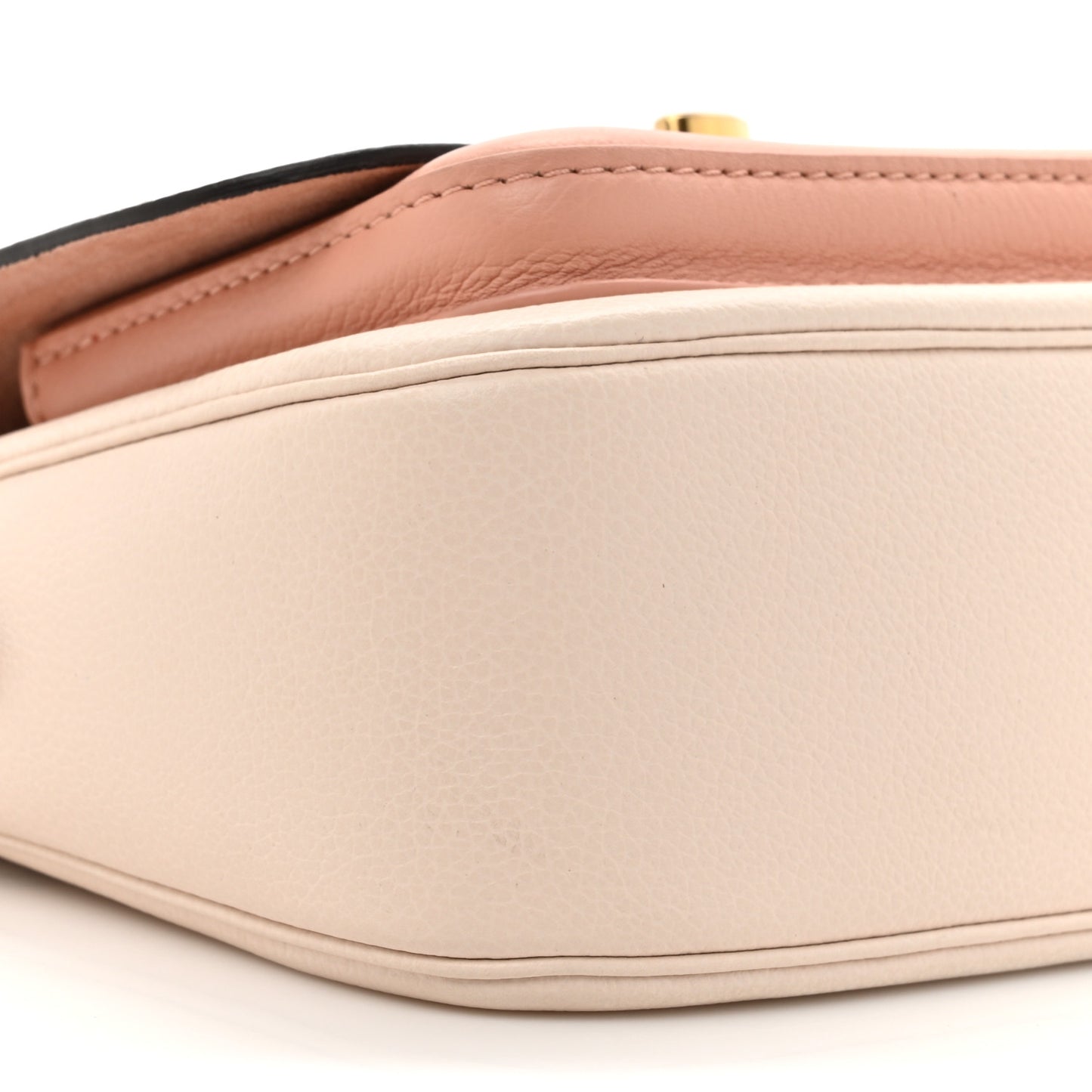 Grained Calfskin Lockme Tender Quartz Rose Trianon
