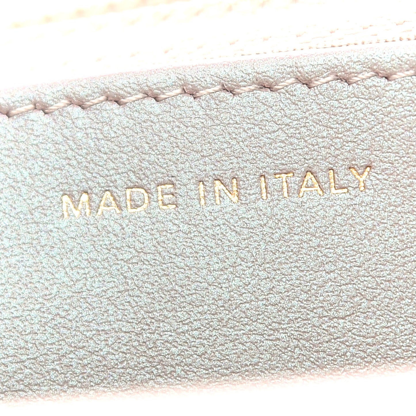 Iridescent Caviar Quilted Wallet On Chain WOC Beige