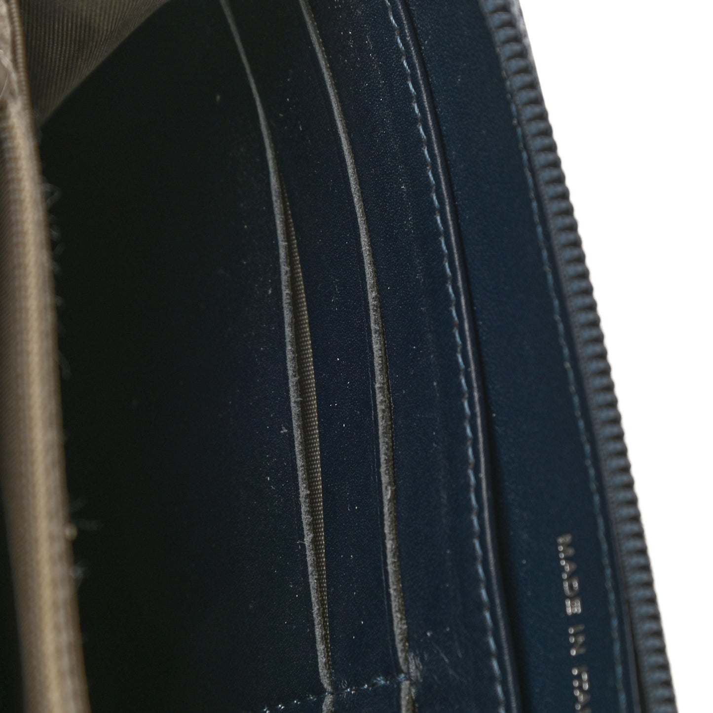 Caviar Large CC Timeless Zip Around Wallet Blue