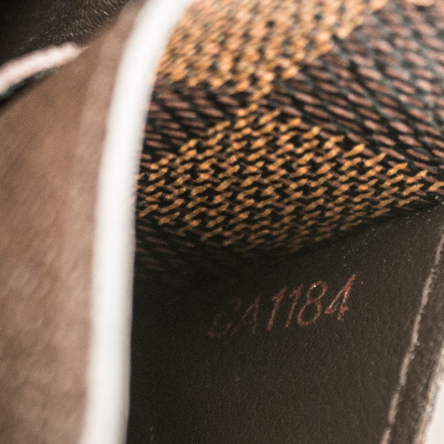 Damier Ebene Sarah Wallet NM