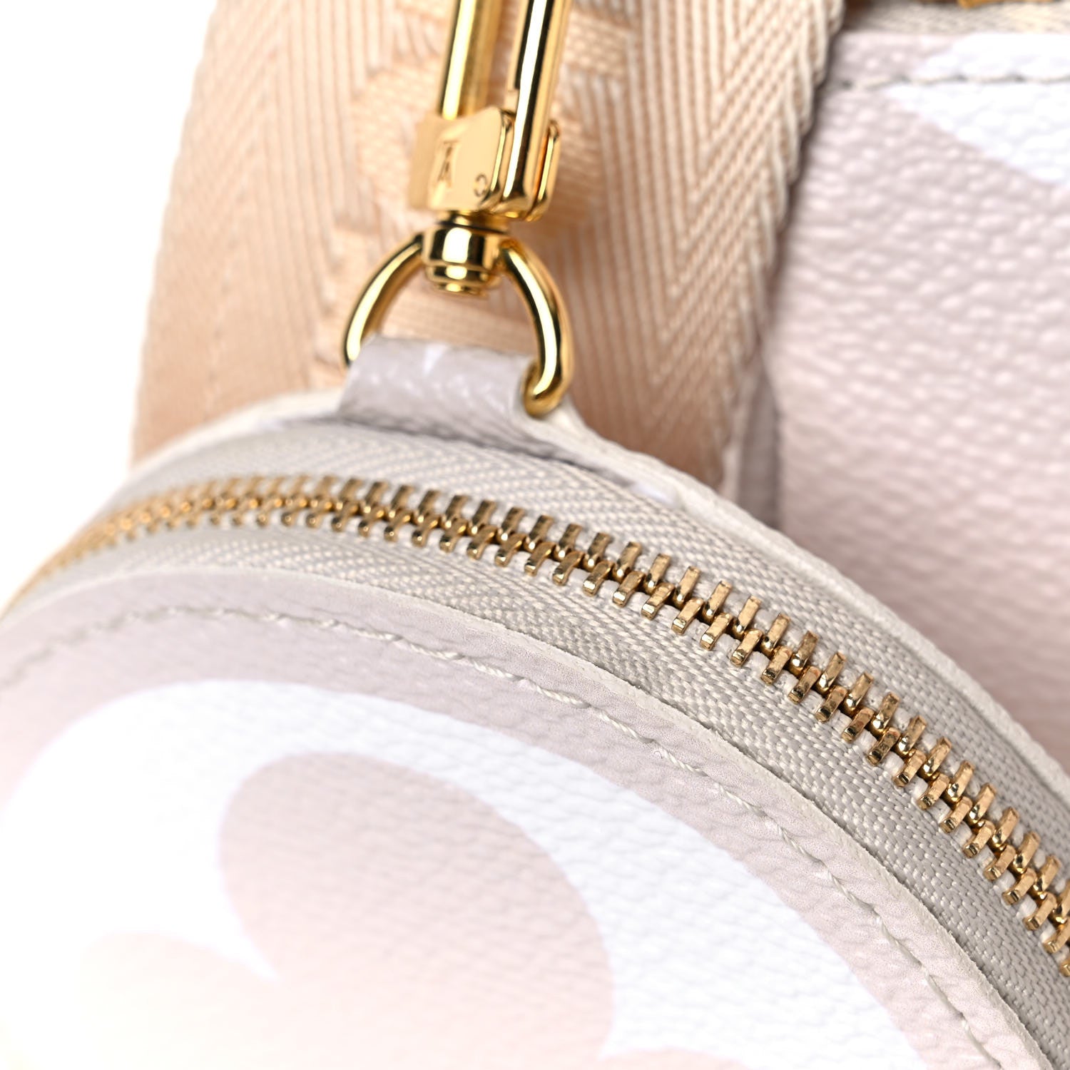 Louis Vuitton Monogram Giant By The Pool Multi Pochette Accessories Brume 17 of 18