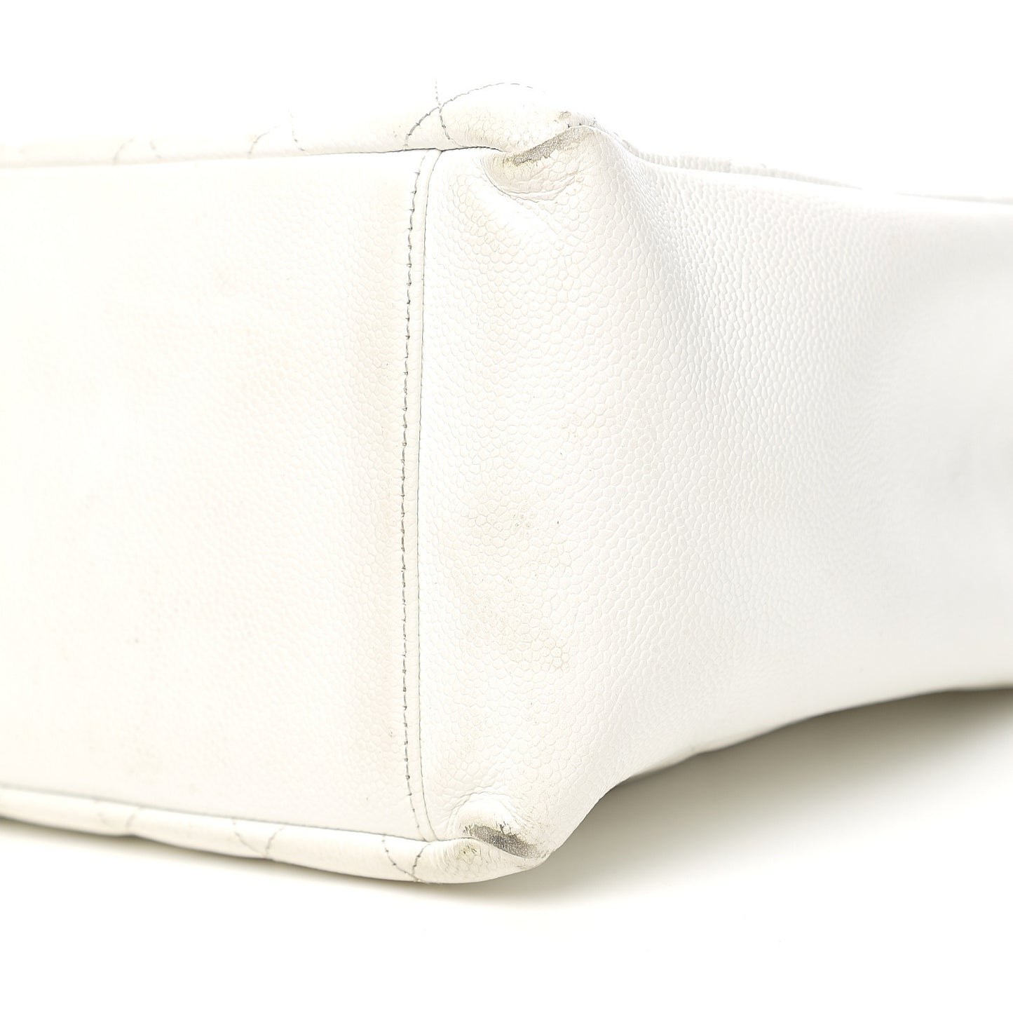 Caviar Quilted Grand Shopping Tote GST White