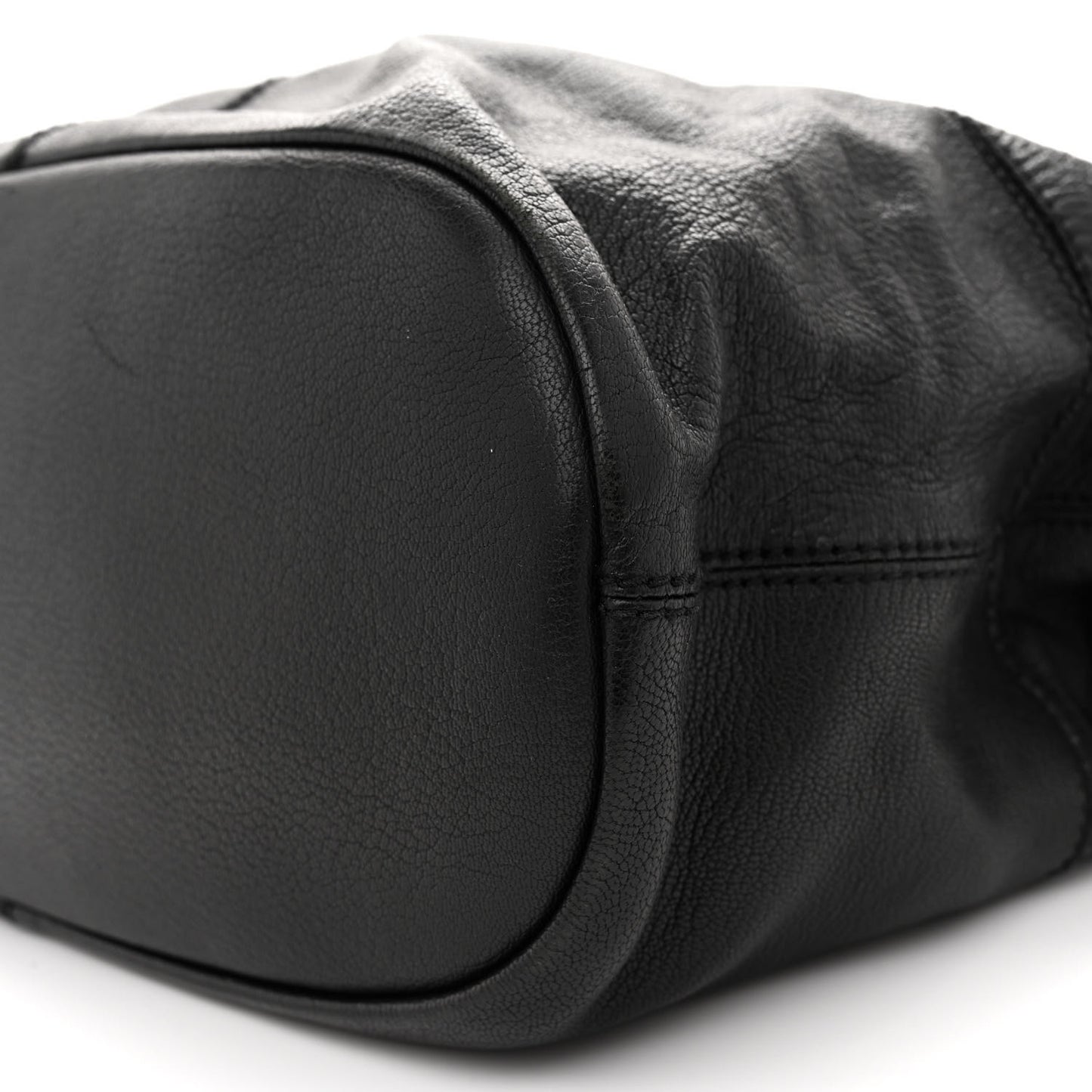 Waxy Grained Calfskin Medium Nightingale Black