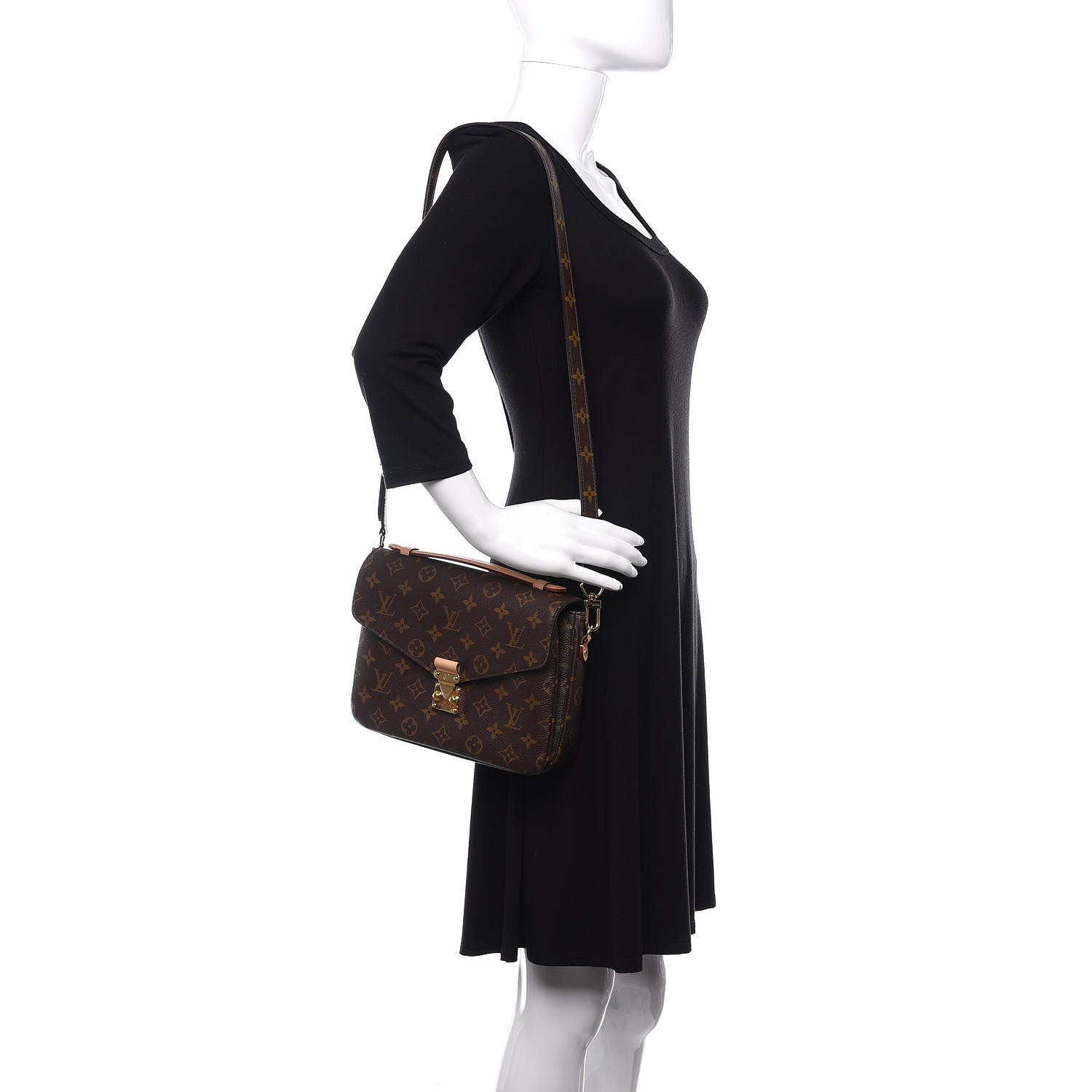 Louis Vuitton Monogram Pochette Metis 2 of 9