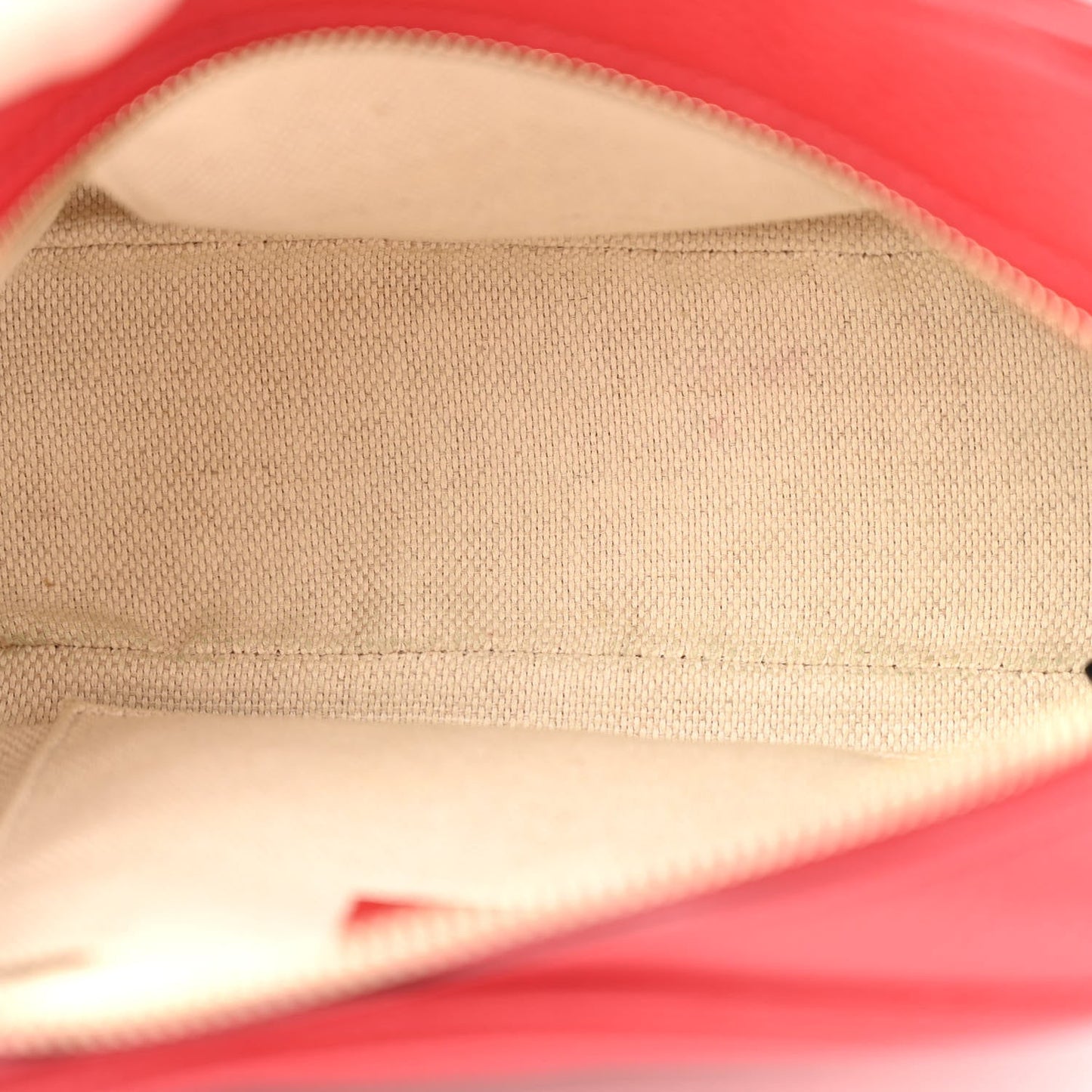 Pebbled Calfskin Small Soho Disco Bag Tabasco Red