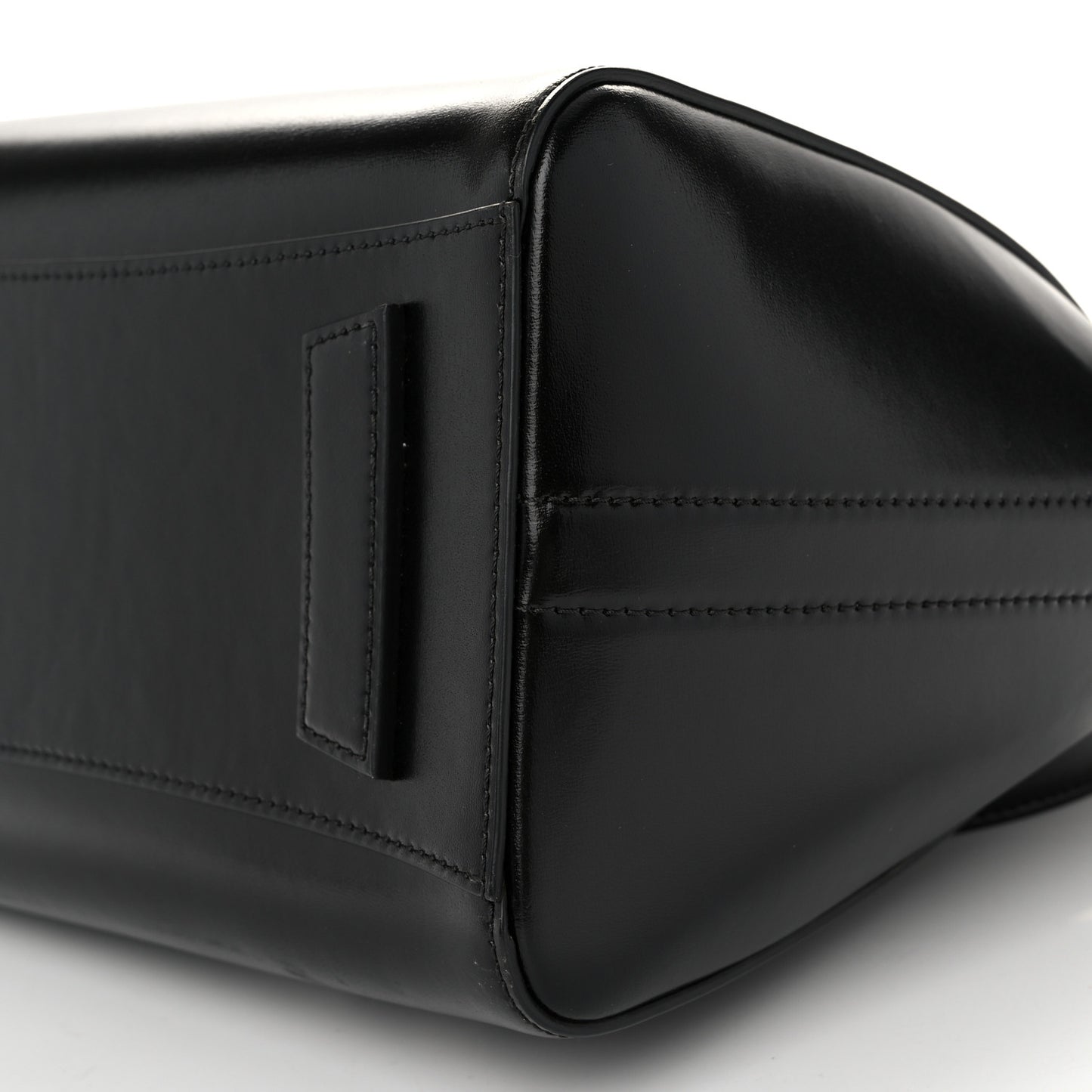 Shiny Lord Calfskin Small Antigona Black