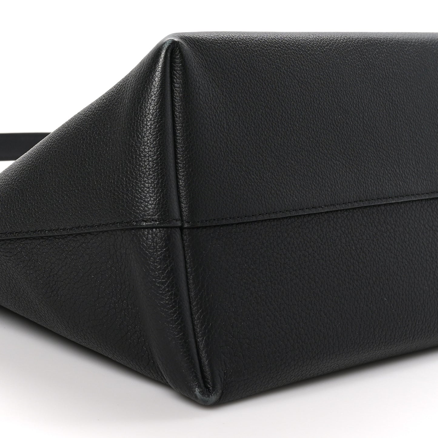 LOUIS VUITTON Calfskin Lockme Hobo Black