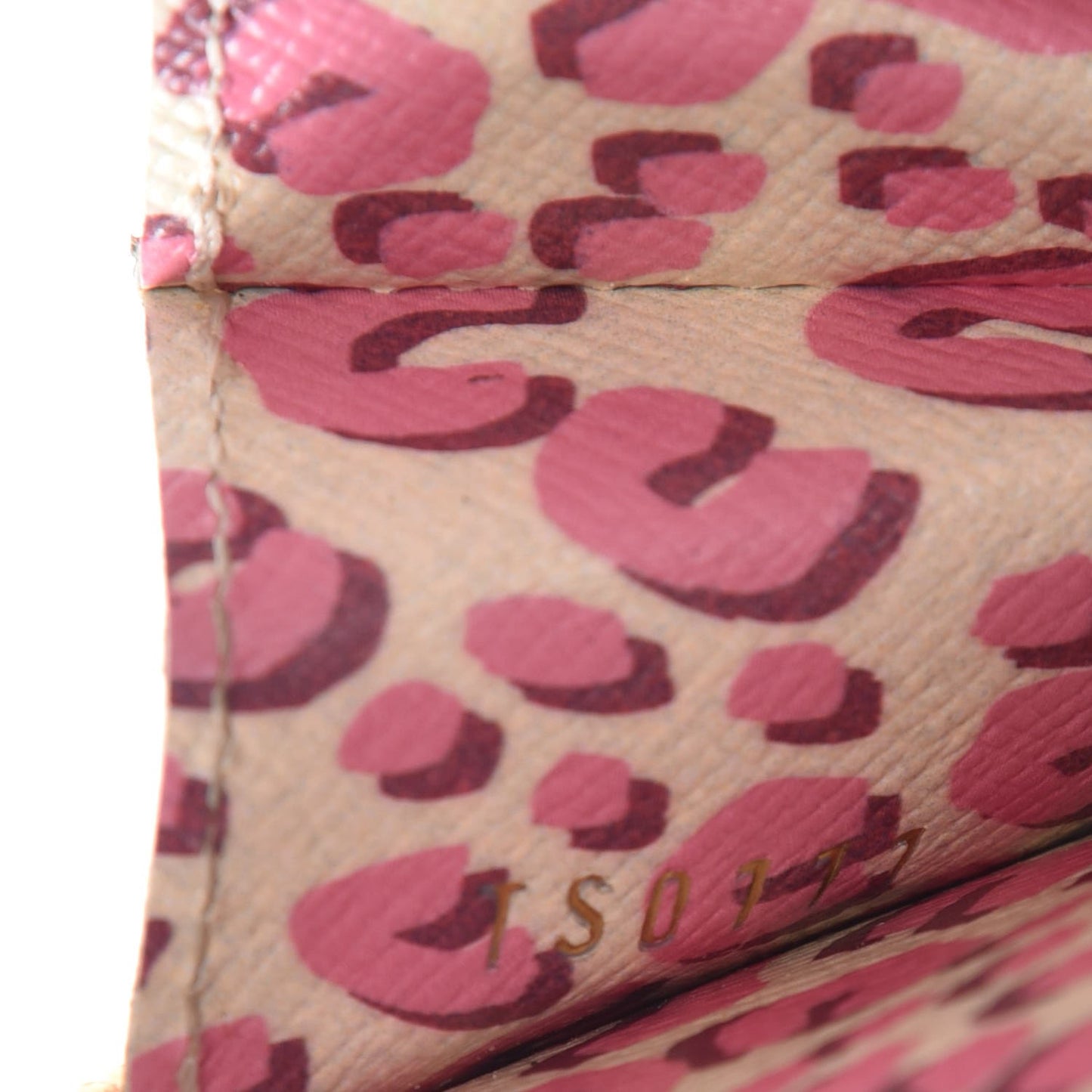 Monogram Leopard Coeur Heart Coin Purse Blanc Corail