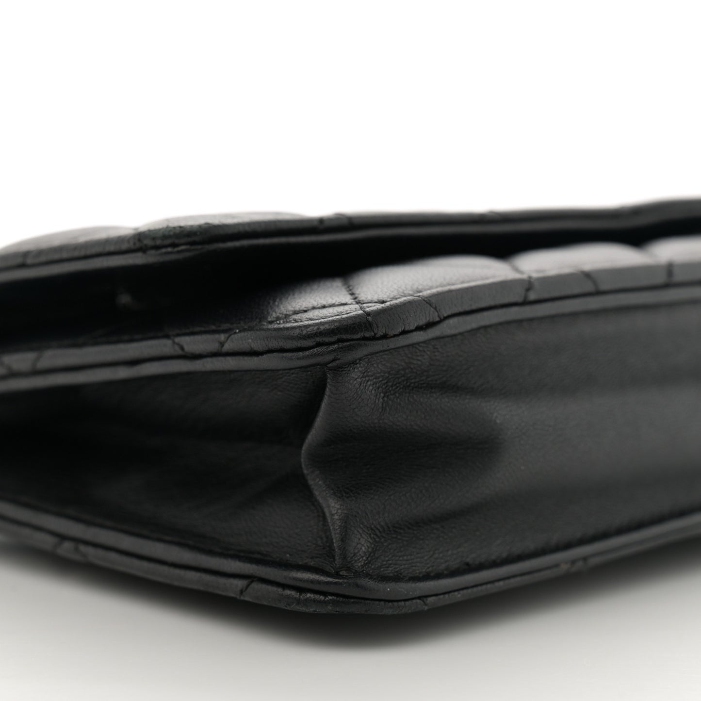 Lambskin Quilted Wallet On Chain WOC Black