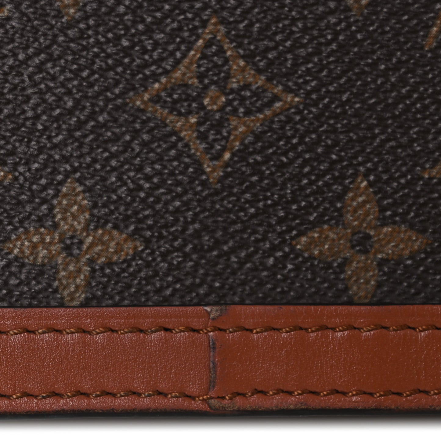 Reverse Monogram Dauphine MM