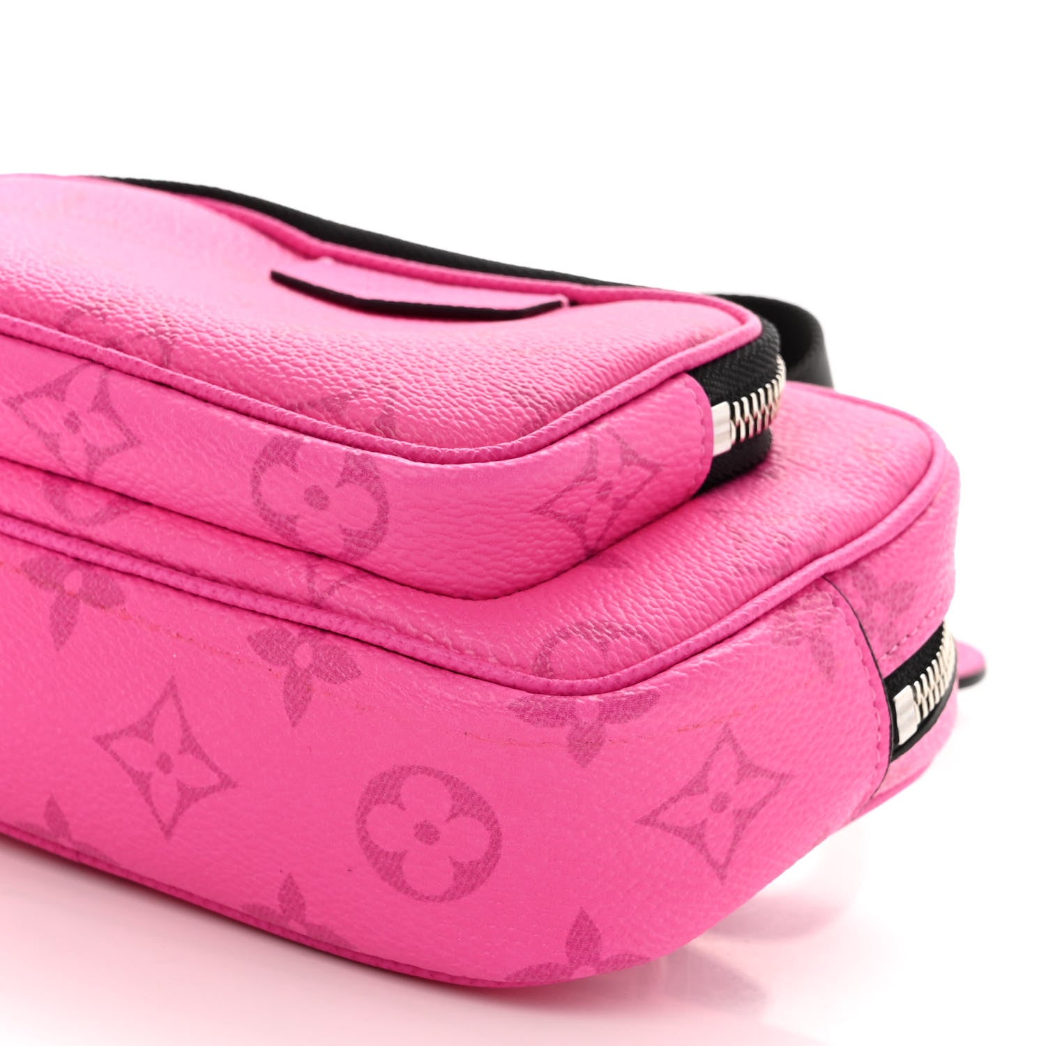 Louis Vuitton Taigarama Outdoor Pouch Fuchsia 9 of 9