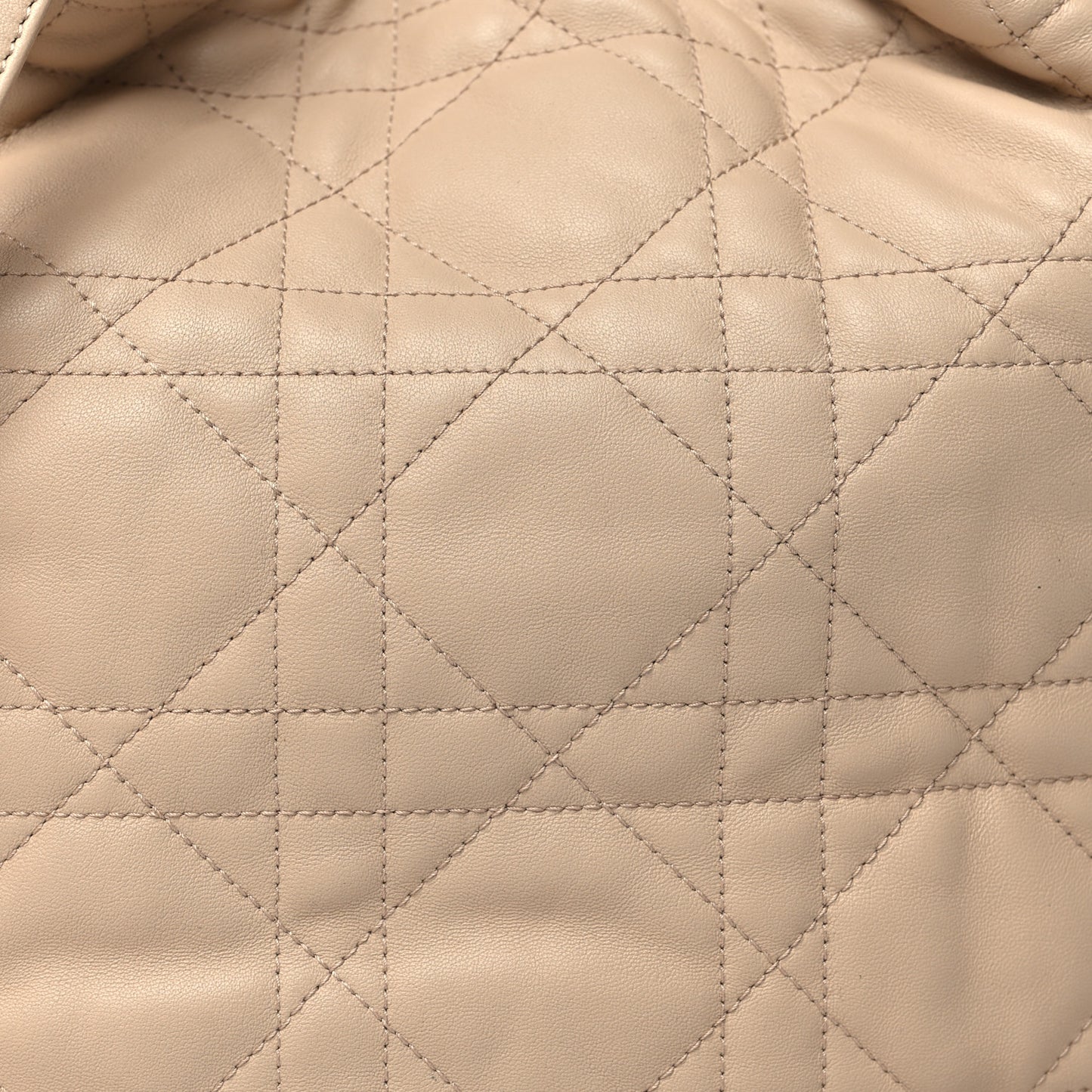Lambskin Supple Macrocannage Ammi Bag Beige