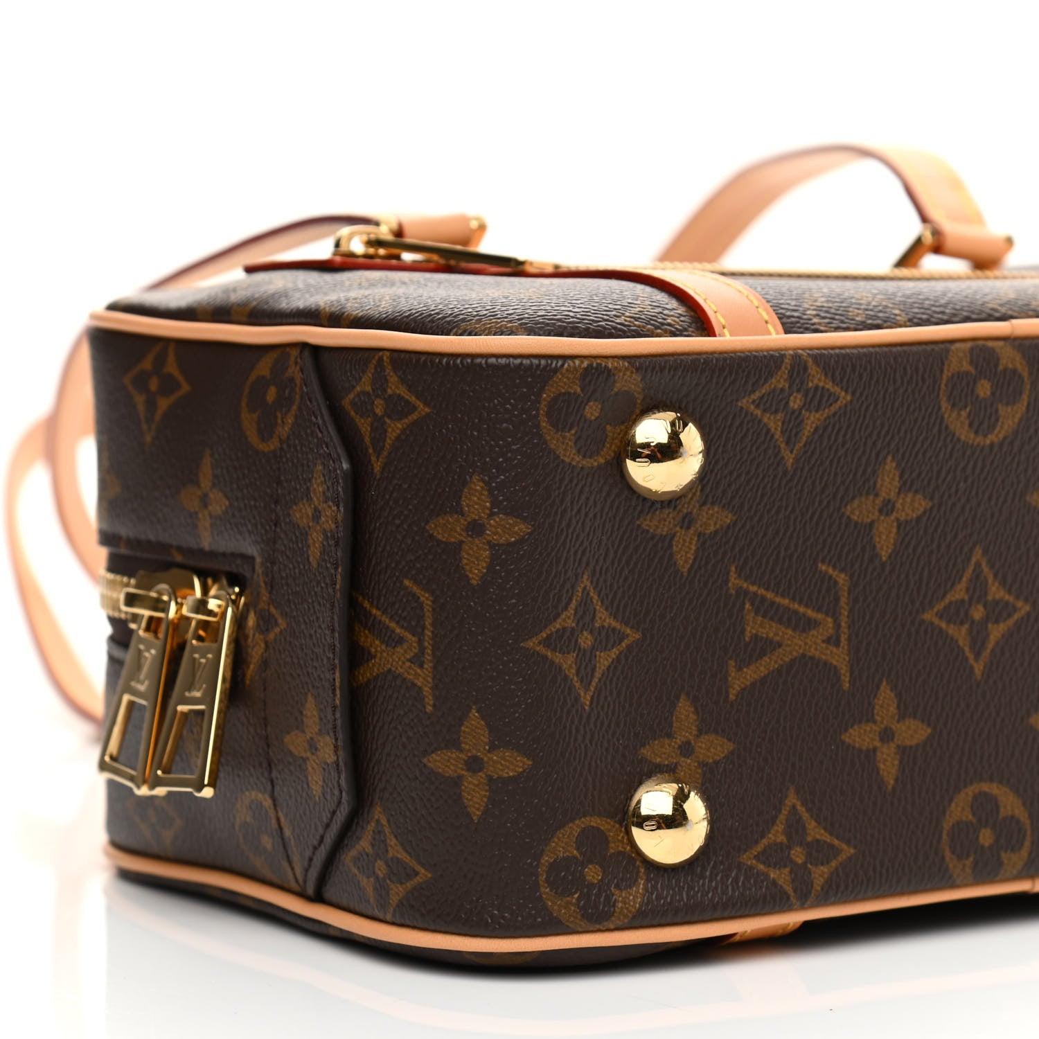 Louis Vuitton Monogram Cite 8 of 10