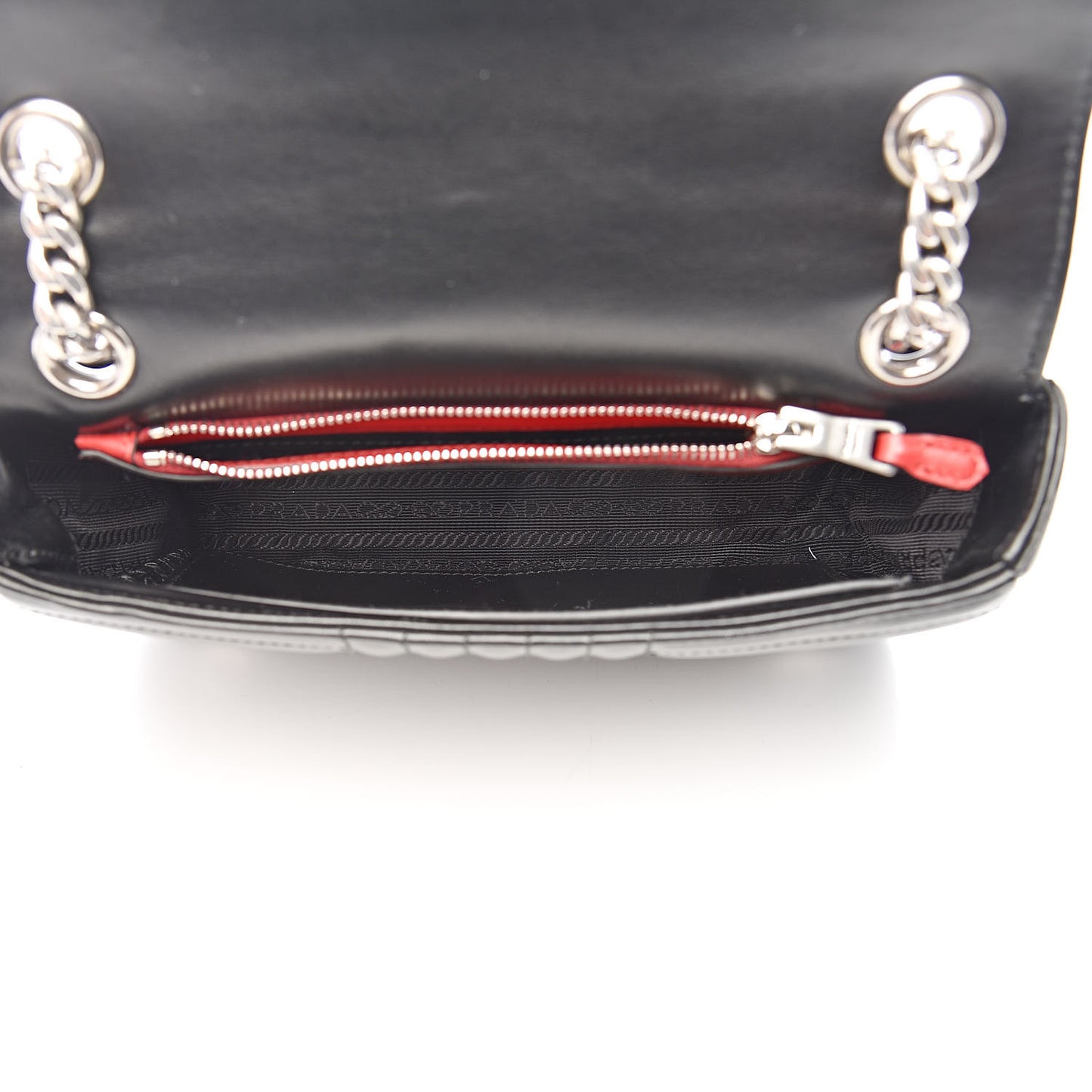 Soft Calf Impunture Medium Diagramme Flap Black