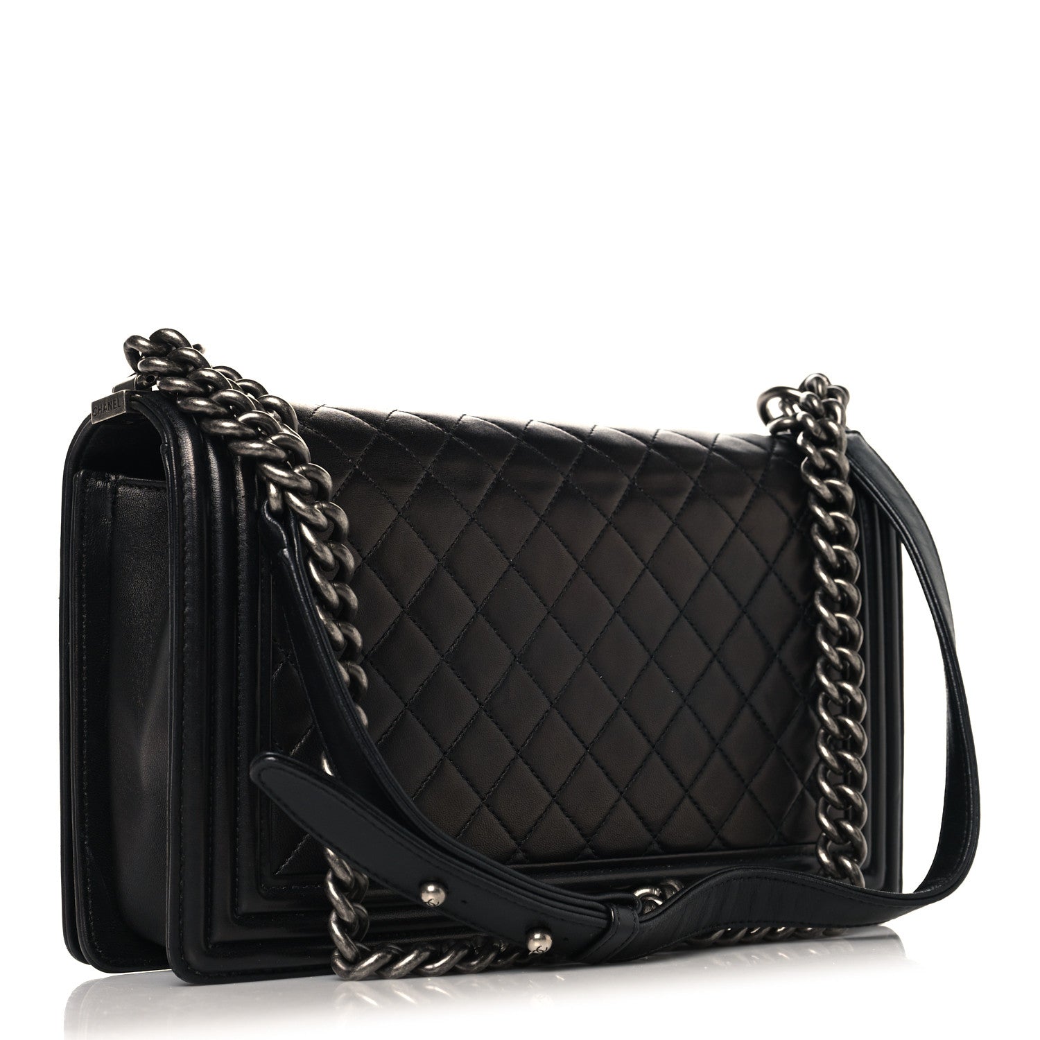 CHANEL ブラック キルティング ボディバッグ Chanel Lambskin Quilted New Medium Boy Flap Black 1832400