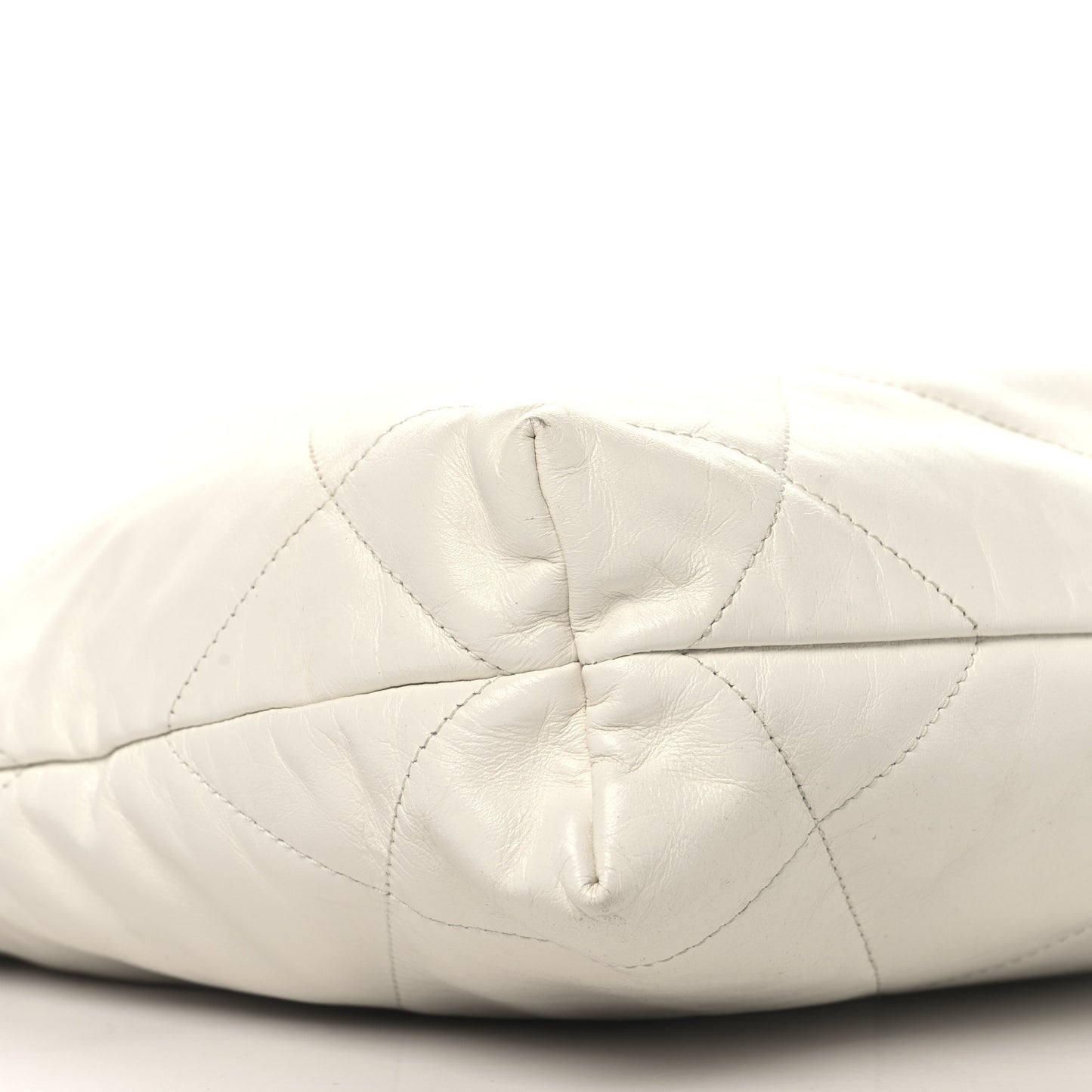 Shiny Calfskin Quilted Small Chanel 22 White