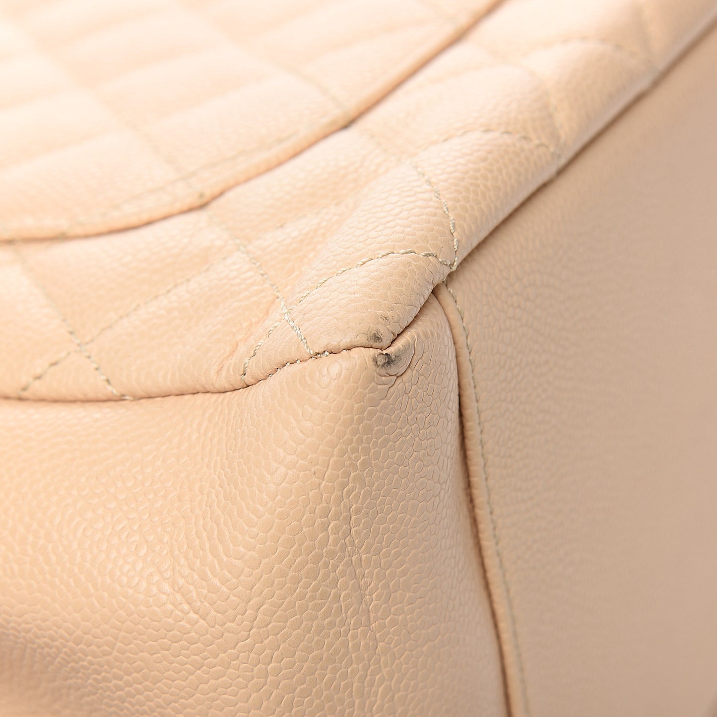 Caviar Quilted Grand Shopping Tote GST Beige Clair