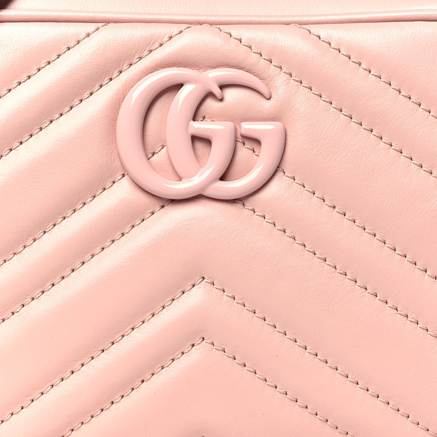 Calfskin Matelasse Monochrome Mini GG Marmont Chain Shoulder Bag Perfect Pink