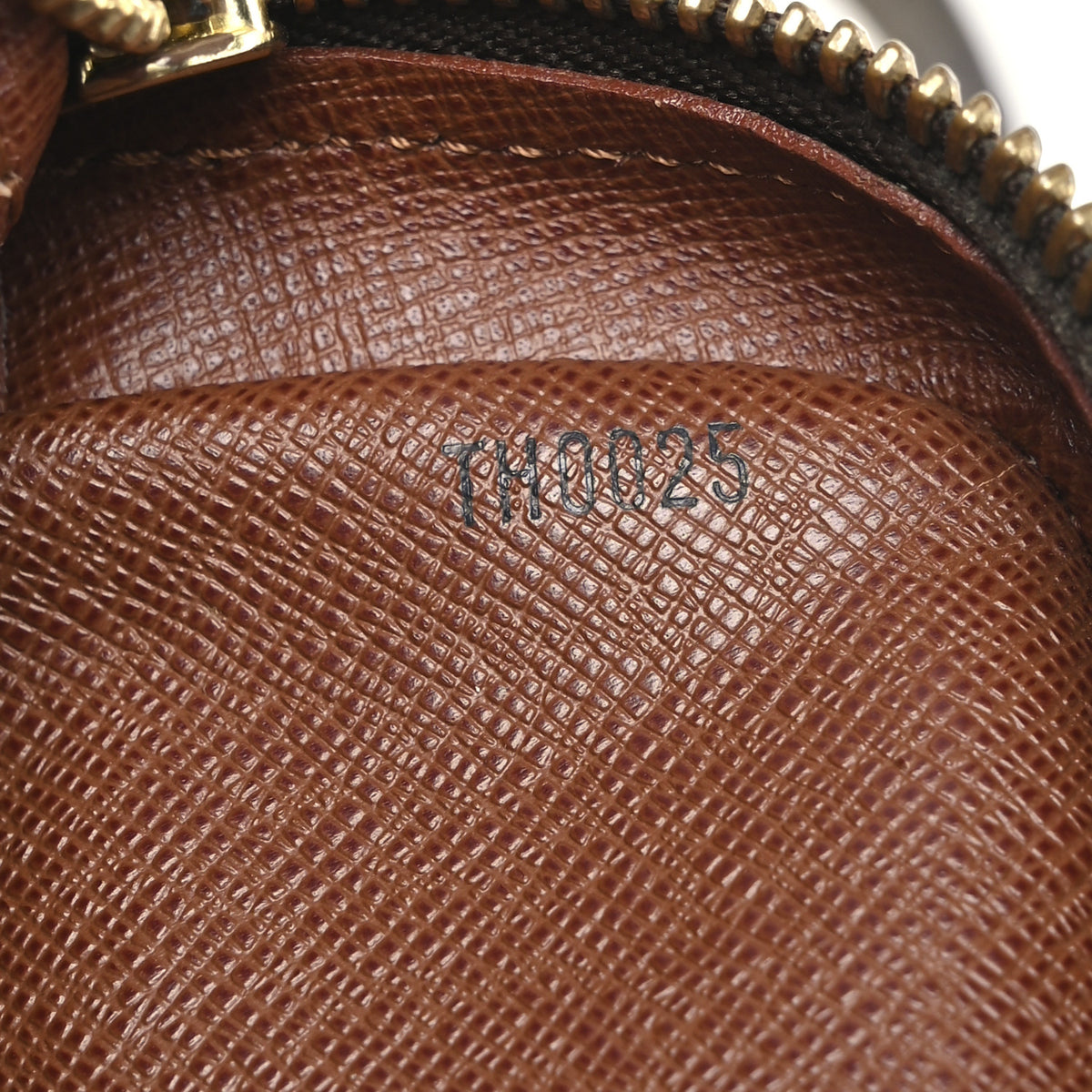 Louis Vuitton Monogram Amazone 7 of 10