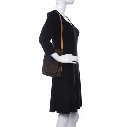 Louis Vuitton Monogram Musette Salsa 2 of 9
