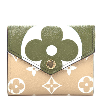 Louis Vuitton Monogram Giant Zoe Wallet Kaki 1 of 8