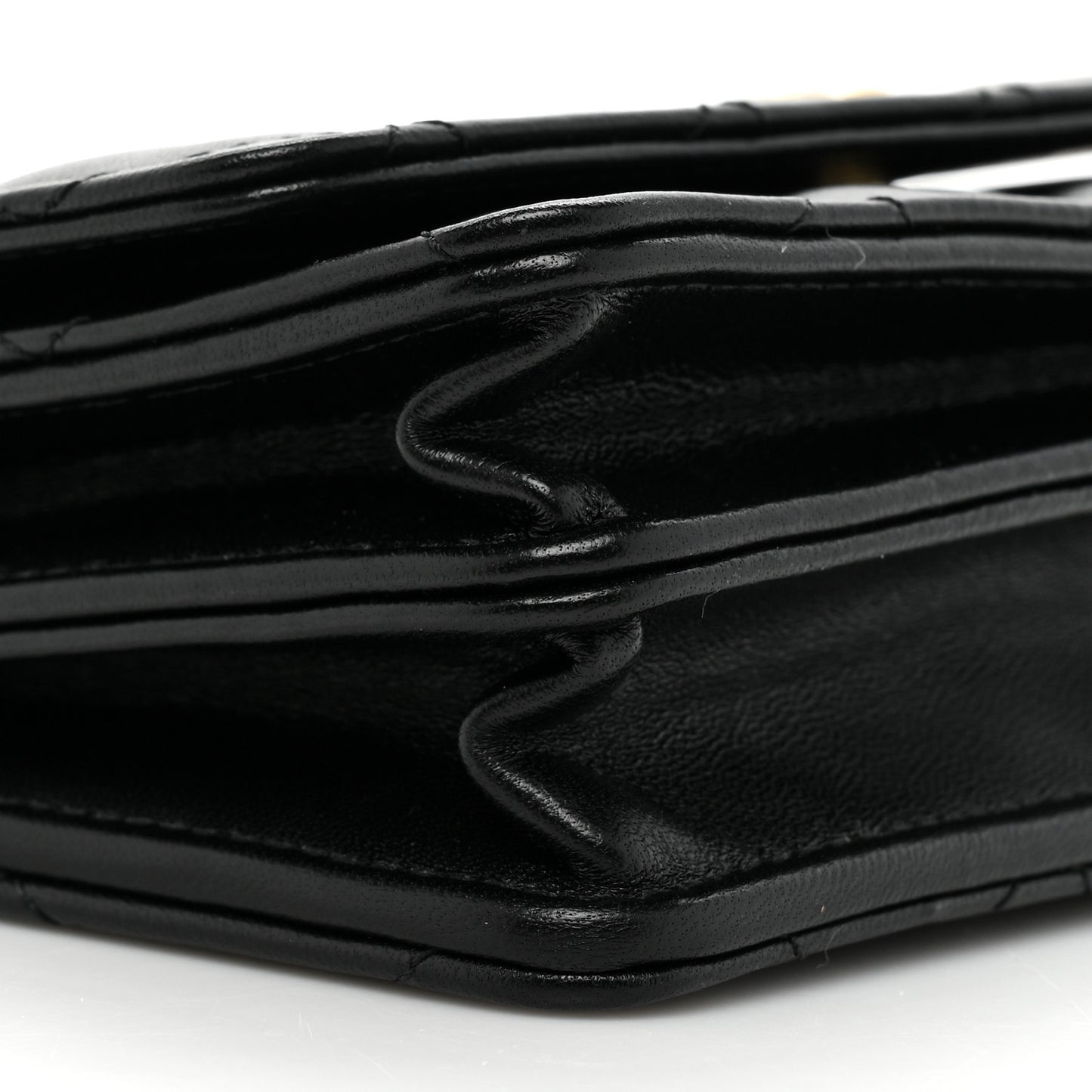 Lambskin Quilted CC Pearl Enamel Clutch on Chain WOC Black