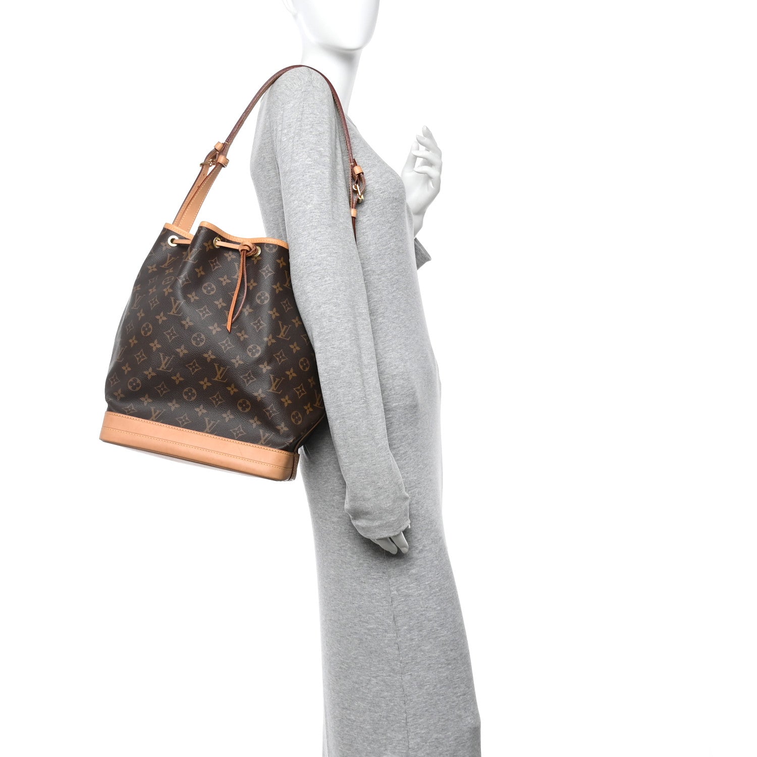 Louis Vuitton Monogram Noe 2 of 10
