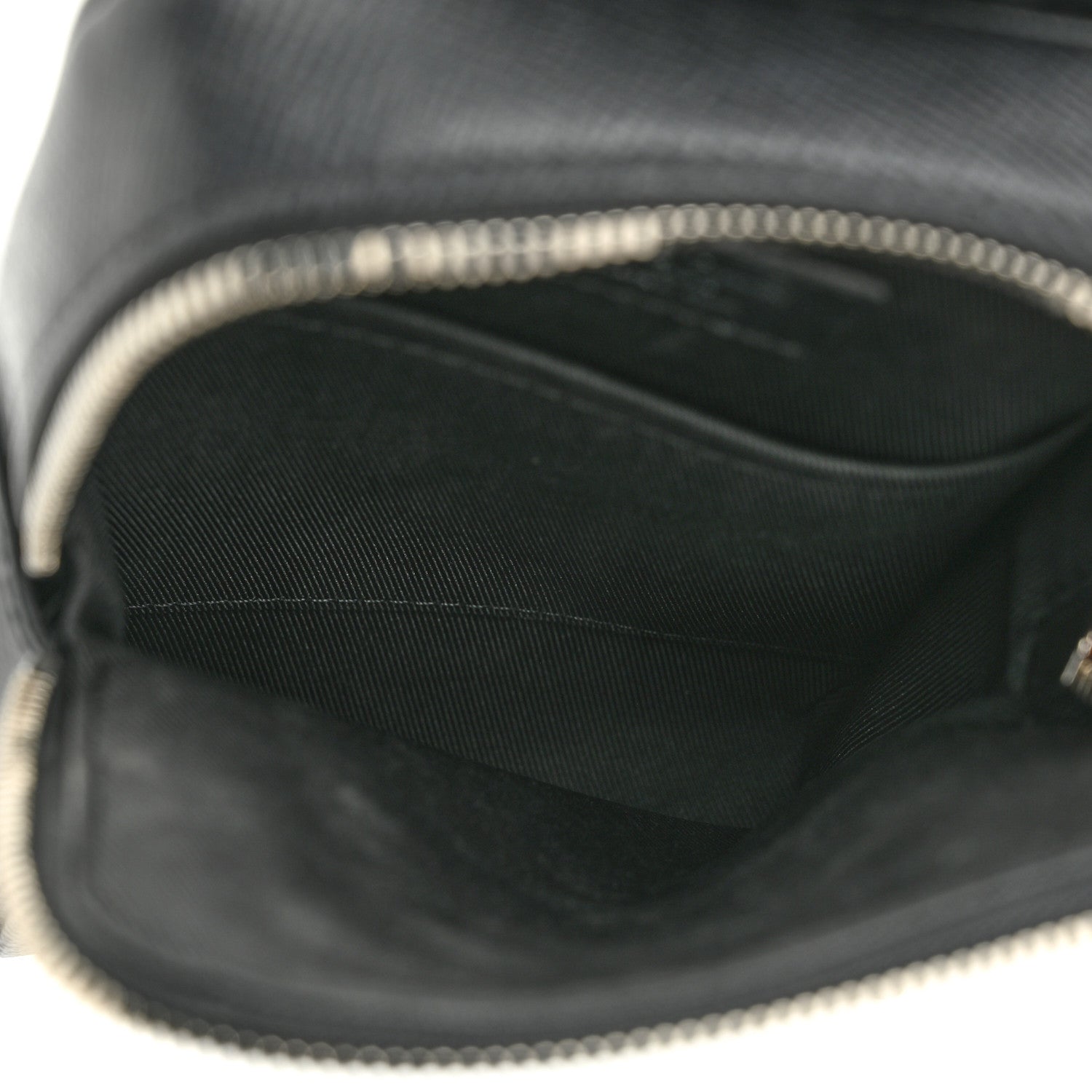 Louis Vuitton Taigarama Outdoor Slingbag Black 5 of 10