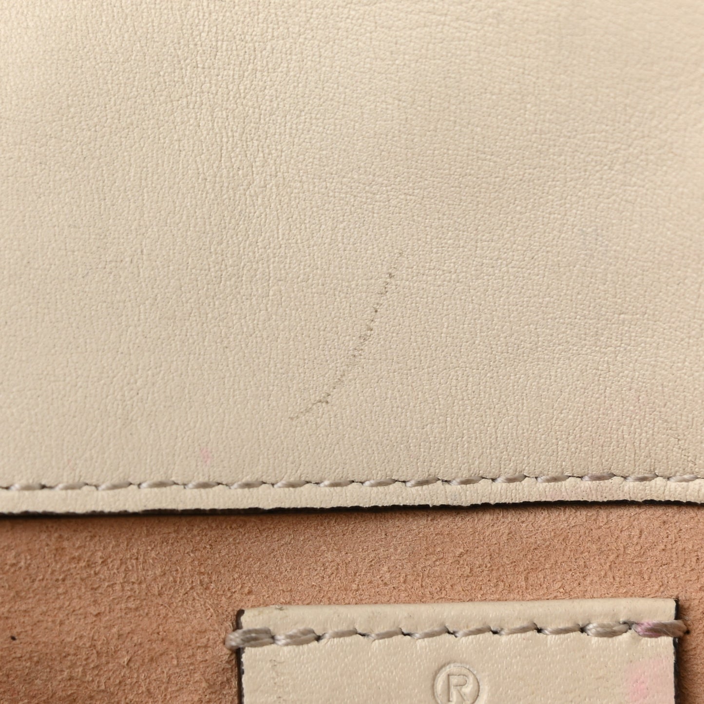 Calfskin Matelasse Super Mini GG Marmont Shoulder Bag White